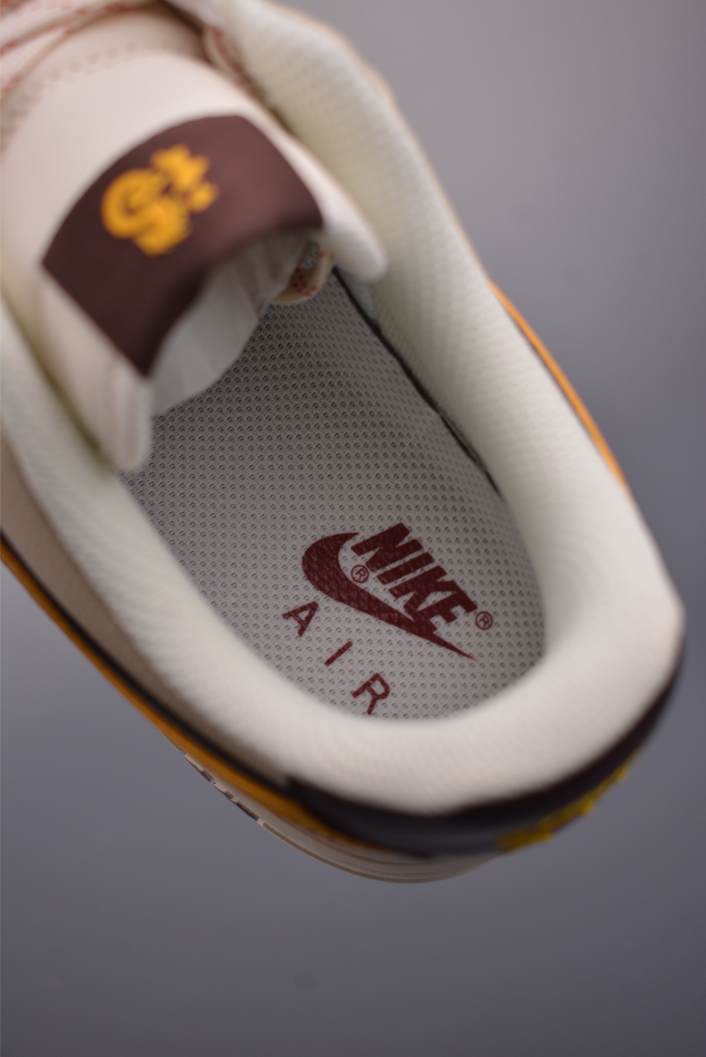 260 Nike Air Force 1 Low 马年限定 NH0601-504