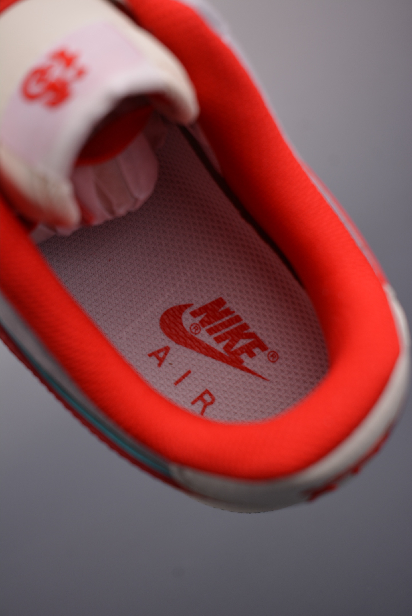 Nike Air Force 1 Low 马年限定 NH0601-520-Top High Quatity Cheap Sneakers Fashion Clothing Clothes Bags handbags Shoes of all Brand wholesale With The best Quality And Beautiful Price from China Factory Chinese suppliers wholesaler seller Nike Air Force 1 Low 马年限定 NH0601-520