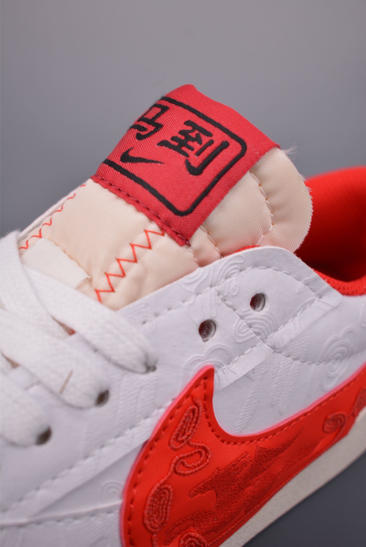 NK Blazer Low 77 JUMBO 复古经典开拓者 马年限定 MN2026-003-Top High Quatity Cheap Sneakers Fashion Clothing Clothes Bags handbags Shoes of all Brand wholesale With The best Quality And Beautiful Price from China Factory Chinese suppliers wholesaler seller NK Blazer Low 77 JUMBO 复古经典开拓者 马年限定 MN2026-003