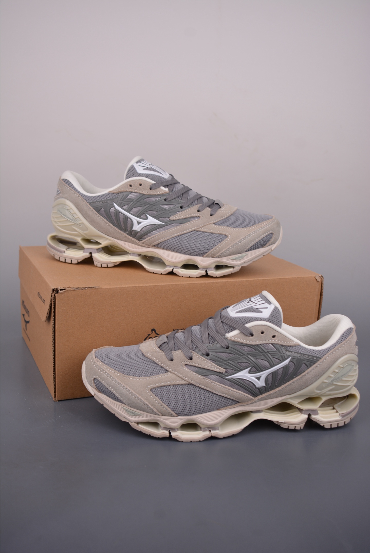 Mizuno 美津浓 SPORTSTYLE 复古时尚休闲舒适减震运动跑步鞋 D1GA222-Top High Quatity Cheap Sneakers Fashion Clothing Clothes Bags handbags Shoes of all Brand wholesale With The best Quality And Beautiful Price from China Factory Chinese suppliers wholesaler seller Mizuno 美津浓 SPORTSTYLE 复古时尚休闲舒适减震运动跑步鞋 D1GA222
