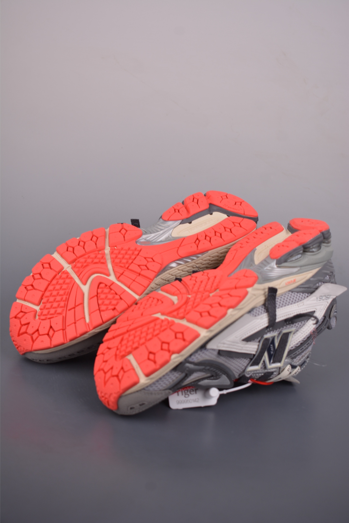 New Balance M1906系列 复古单品宝藏老爹鞋款 U1906AC-Top High Quatity Cheap Sneakers Fashion Clothing Clothes Bags handbags Shoes of all Brand wholesale With The best Quality And Beautiful Price from China Factory Chinese suppliers wholesaler seller New Balance M1906系列 复古单品宝藏老爹鞋款 U1906AC