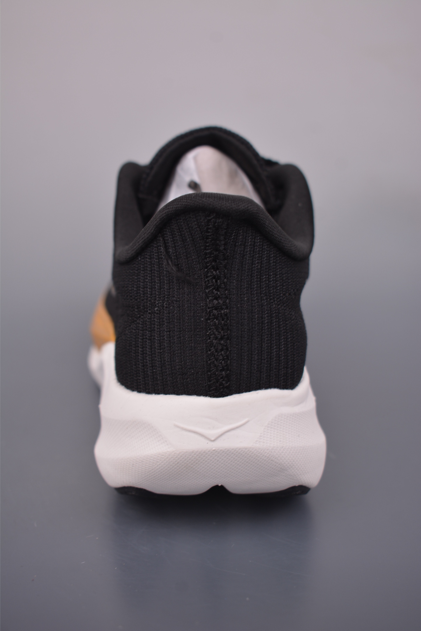 HOKA ONE ONE Mafate Speed 4 低帮专业越野跑步鞋 1168724-Top High Quatity Cheap Sneakers Fashion Clothing Clothes Bags handbags Shoes of all Brand wholesale With The best Quality And Beautiful Price from China Factory Chinese suppliers wholesaler seller HOKA ONE ONE Mafate Speed 4 低帮专业越野跑步鞋 1168724