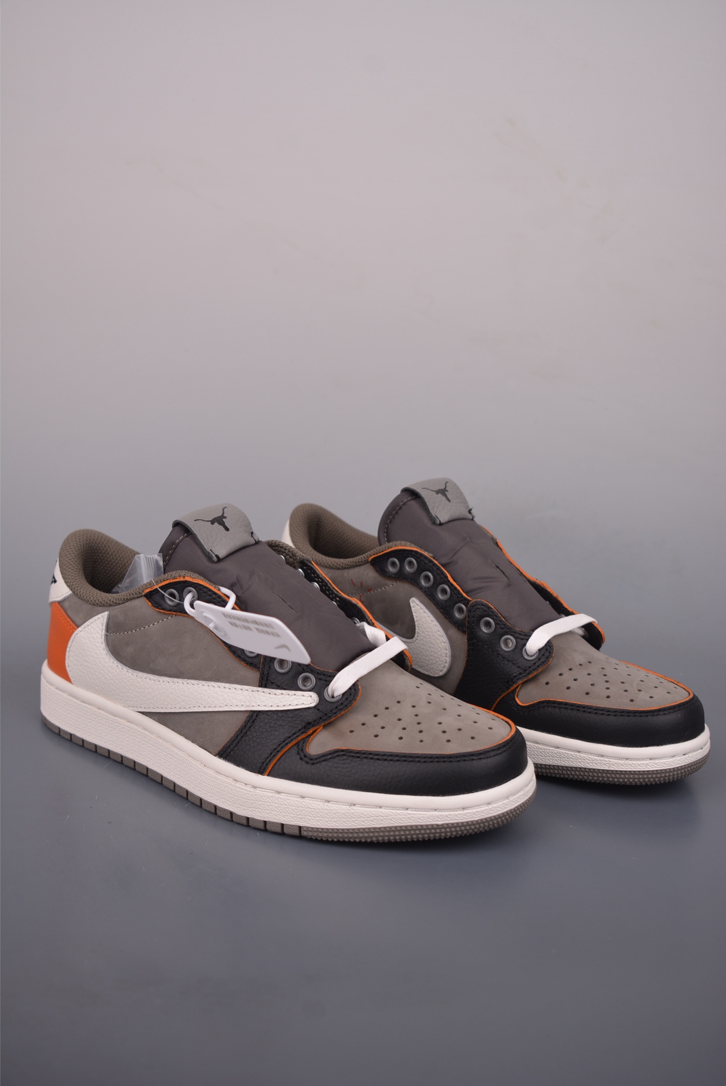 Fragment x Travis Scott x Air Jordan 1 Low 三方联名倒钩 CQ4277-011