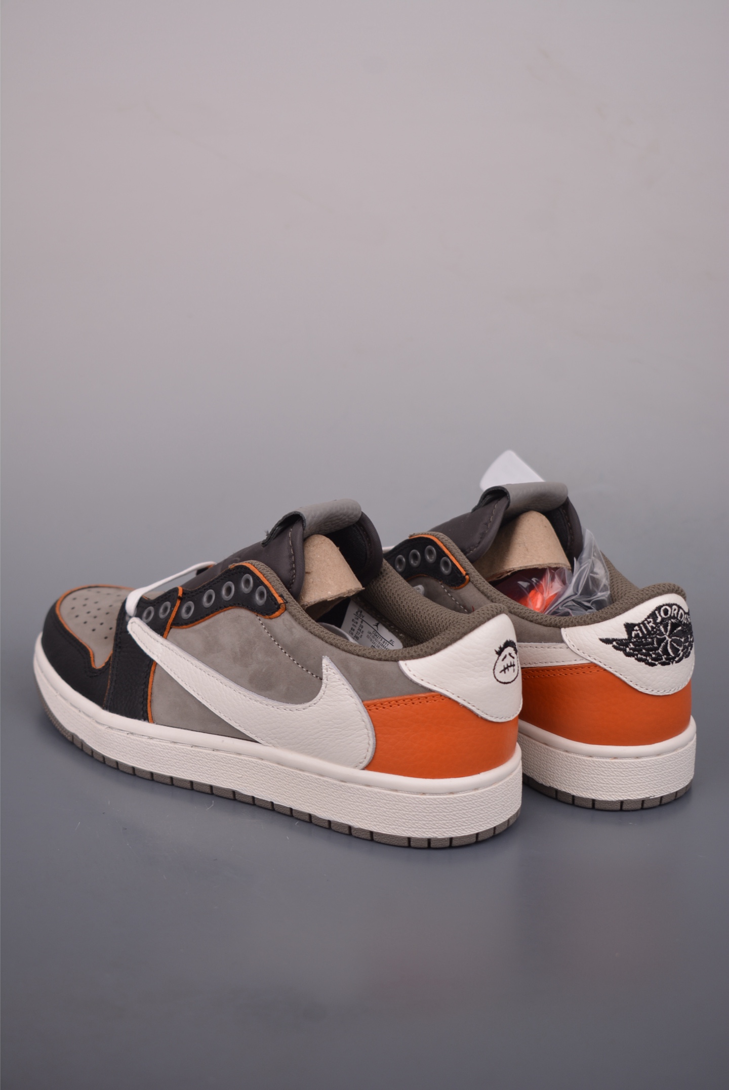 Fragment x Travis Scott x Air Jordan 1 Low 三方联名倒钩 CQ4277-011