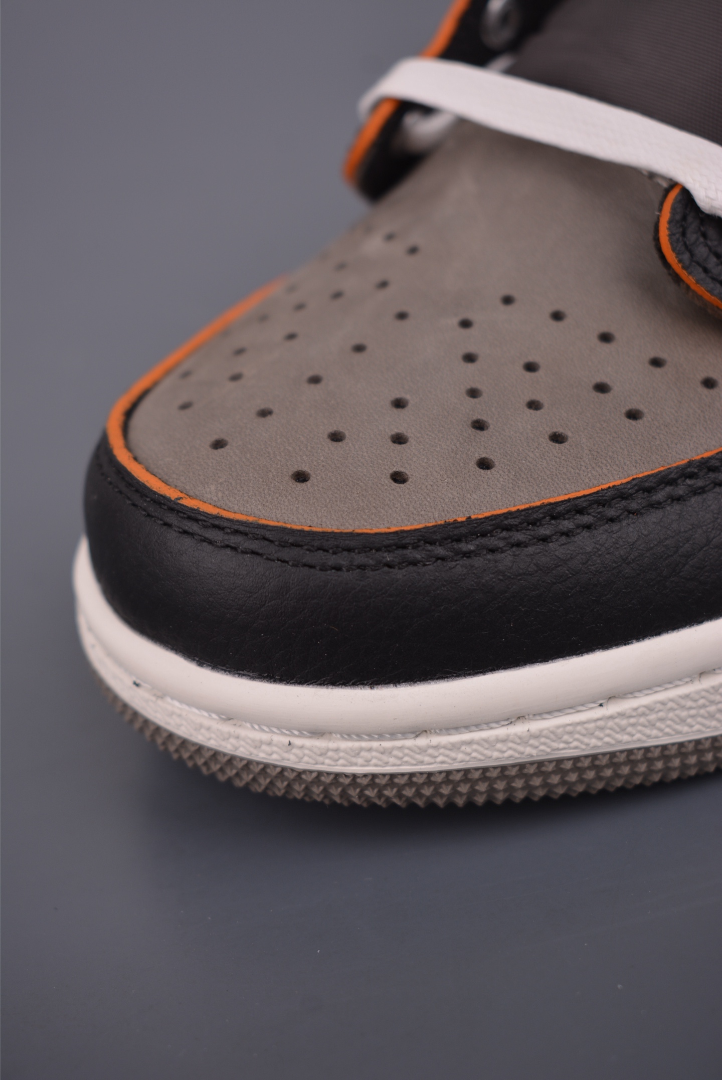 Fragment x Travis Scott x Air Jordan 1 Low 三方联名倒钩 CQ4277-011