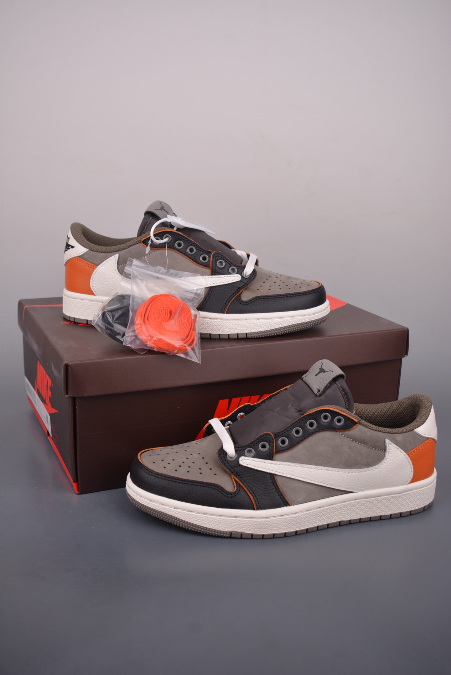 Fragment x Travis Scott x Air Jordan 1 Low 三方联名倒钩 CQ4277-011