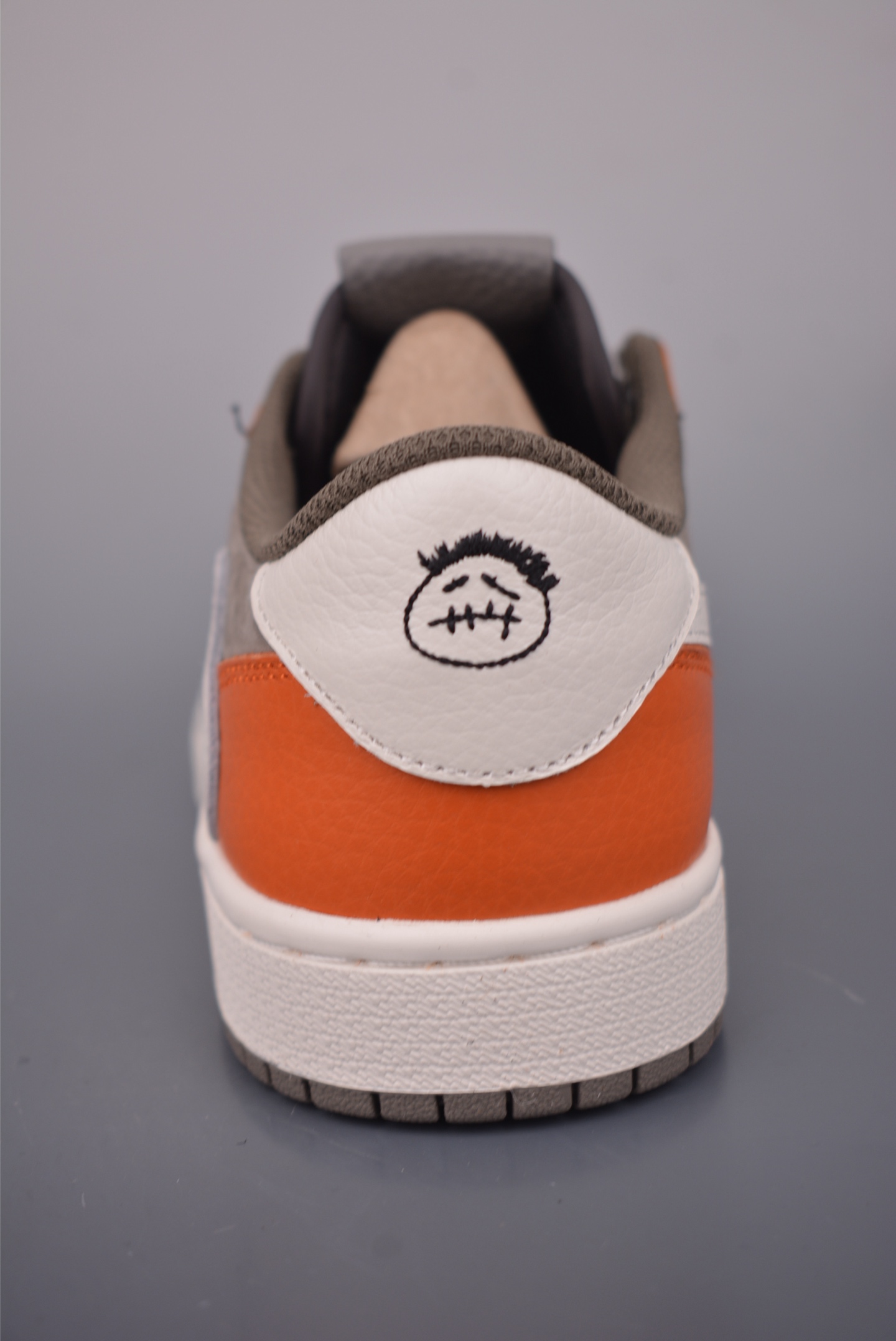 Fragment x Travis Scott x Air Jordan 1 Low 三方联名倒钩 CQ4277-011