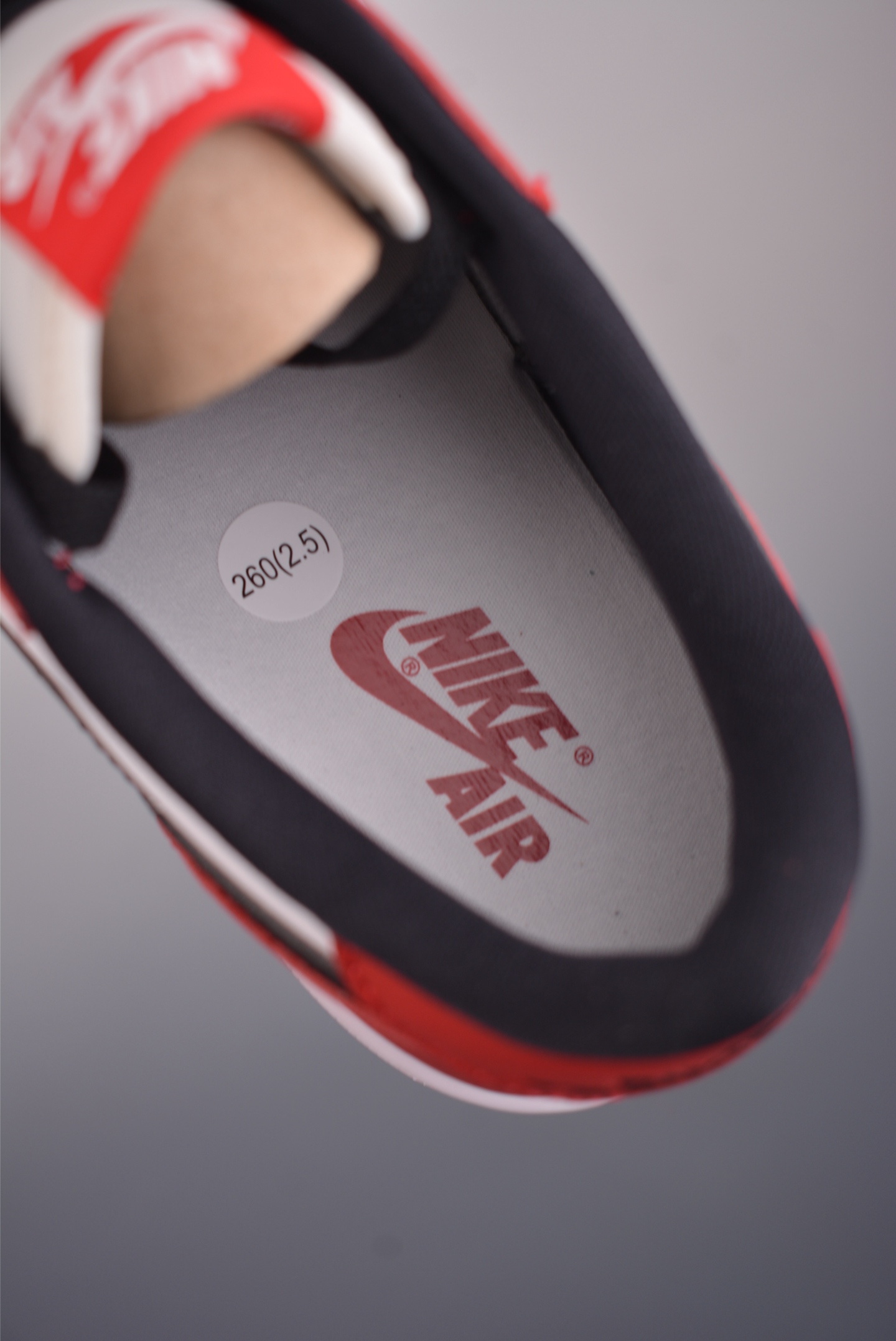 原装裸鞋级 市面最高工艺产物 Jordan Air Jordan 1 RETRO LOW Chicago 复刻白黑红 复古篮球鞋 HQ6998-600-Top High Quatity Cheap Sneakers Fashion Clothing Clothes Bags handbags Shoes of all Brand wholesale With The best Quality And Beautiful Price from China Factory Chinese suppliers wholesaler seller 原装裸鞋级 市面最高工艺产物 Jordan Air Jordan 1 RETRO LOW Chicago 复刻白黑红 复古篮球鞋 HQ6998-600