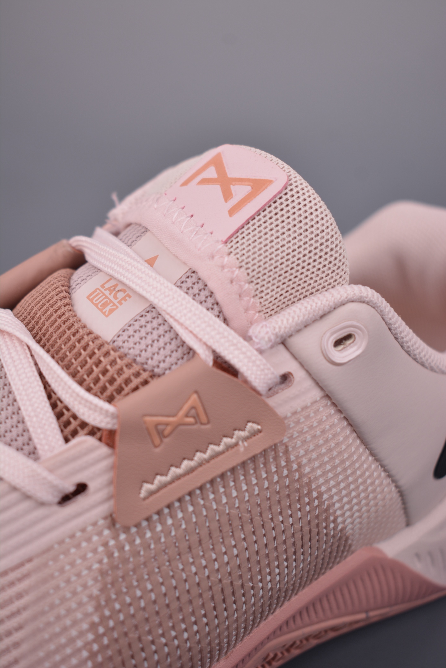 NIKE METCON 10男子透气轻便训练鞋 冬季健身缓震运动 HQ2620-602-Top High Quatity Cheap Sneakers Fashion Clothing Clothes Bags handbags Shoes of all Brand wholesale With The best Quality And Beautiful Price from China Factory Chinese suppliers wholesaler seller NIKE METCON 10男子透气轻便训练鞋 冬季健身缓震运动 HQ2620-602