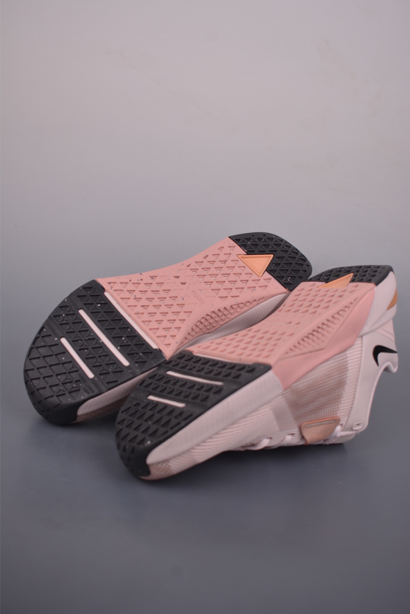 NIKE METCON 10男子透气轻便训练鞋 冬季健身缓震运动 HQ2620-602-Top High Quatity Cheap Sneakers Fashion Clothing Clothes Bags handbags Shoes of all Brand wholesale With The best Quality And Beautiful Price from China Factory Chinese suppliers wholesaler seller NIKE METCON 10男子透气轻便训练鞋 冬季健身缓震运动 HQ2620-602