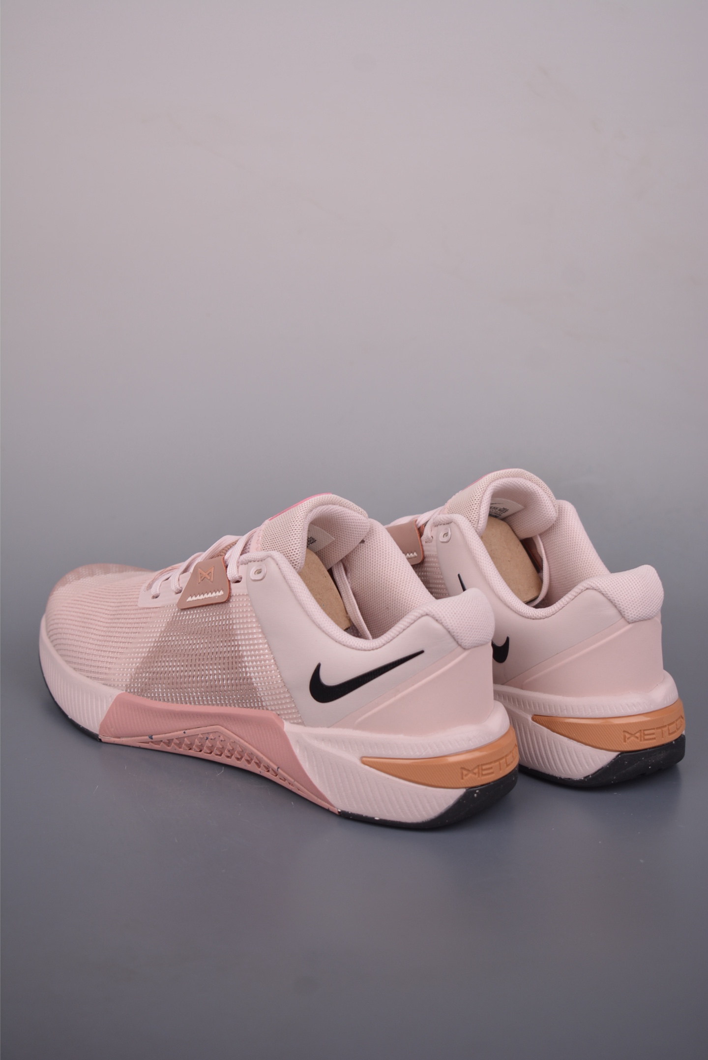 NIKE METCON 10男子透气轻便训练鞋 冬季健身缓震运动 HQ2620-602-Top High Quatity Cheap Sneakers Fashion Clothing Clothes Bags handbags Shoes of all Brand wholesale With The best Quality And Beautiful Price from China Factory Chinese suppliers wholesaler seller NIKE METCON 10男子透气轻便训练鞋 冬季健身缓震运动 HQ2620-602