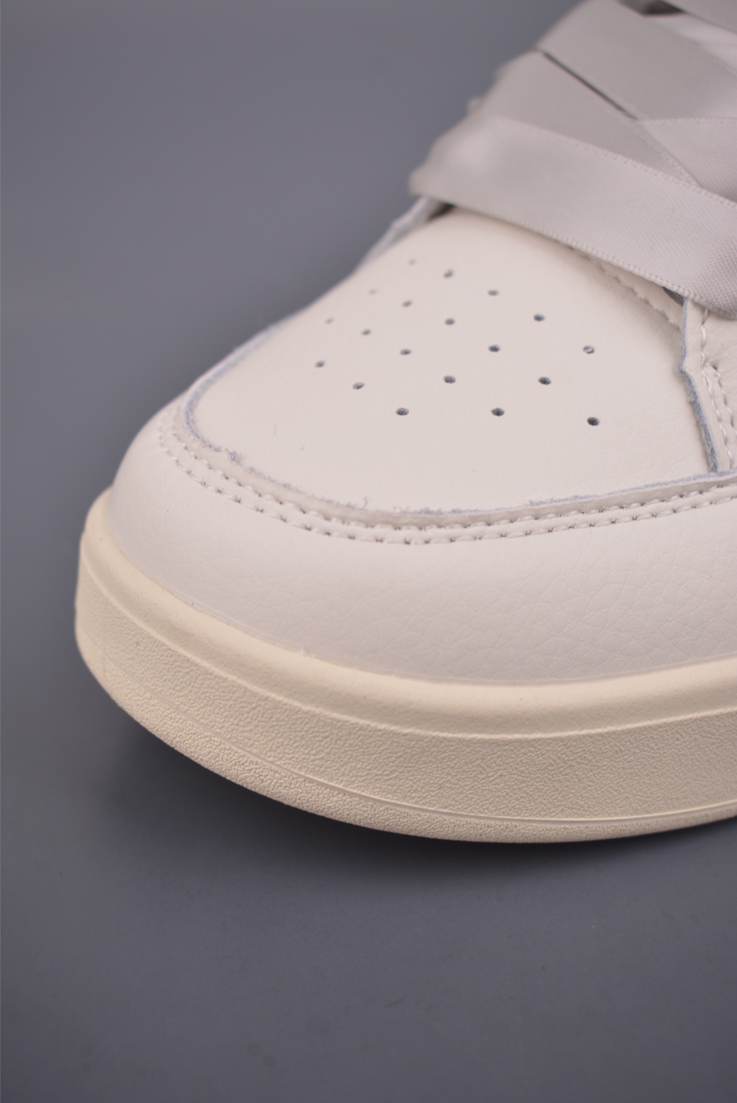 150 adidas 阿迪达斯 Aspyre 三叶草休闲防滑耐磨低帮板鞋 JQ5584-Chinese UA Cheap High Quatity Brand Clothes Bags handbags Sneakers wholesale wholesaler seller from China Factory suppliers Fashion Clothing Shoes best Quality Beautiful Price 150 adidas 阿迪达斯 Aspyre 三叶草休闲防滑耐磨低帮板鞋 JQ5584
