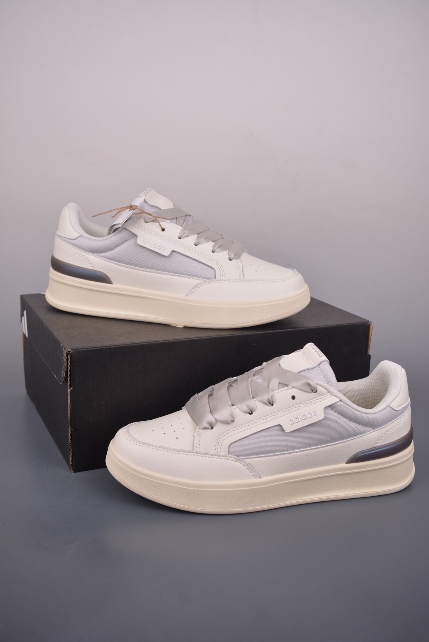 150 adidas 阿迪达斯 Aspyre 三叶草休闲防滑耐磨低帮板鞋 JQ5584-Chinese UA Cheap High Quatity Brand Clothes Bags handbags Sneakers wholesale wholesaler seller from China Factory suppliers Fashion Clothing Shoes best Quality Beautiful Price 150 adidas 阿迪达斯 Aspyre 三叶草休闲防滑耐磨低帮板鞋 JQ5584