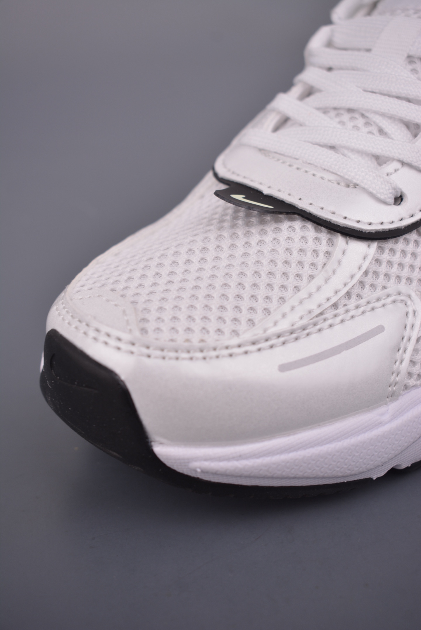 NIKE V2K Runtekk 版本 减震防滑复古低帮跑步鞋 FD0736-109-Top High Quatity Cheap Sneakers Fashion Clothing Clothes Bags handbags Shoes of all Brand wholesale With The best Quality And Beautiful Price from China Factory Chinese suppliers wholesaler seller NIKE V2K Runtekk 版本 减震防滑复古低帮跑步鞋 FD0736-109