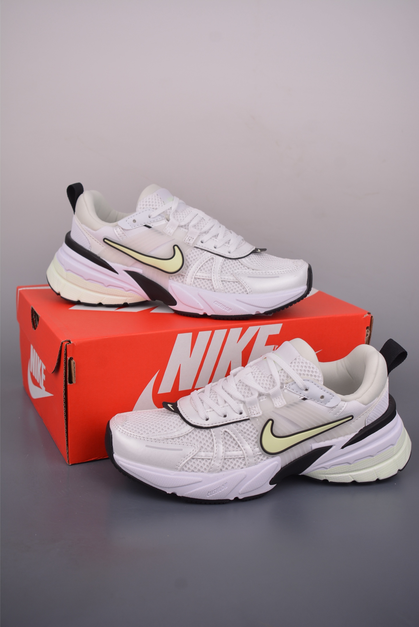 NIKE V2K Runtekk 版本 减震防滑复古低帮跑步鞋 FD0736-109-Top High Quatity Cheap Sneakers Fashion Clothing Clothes Bags handbags Shoes of all Brand wholesale With The best Quality And Beautiful Price from China Factory Chinese suppliers wholesaler seller NIKE V2K Runtekk 版本 减震防滑复古低帮跑步鞋 FD0736-109