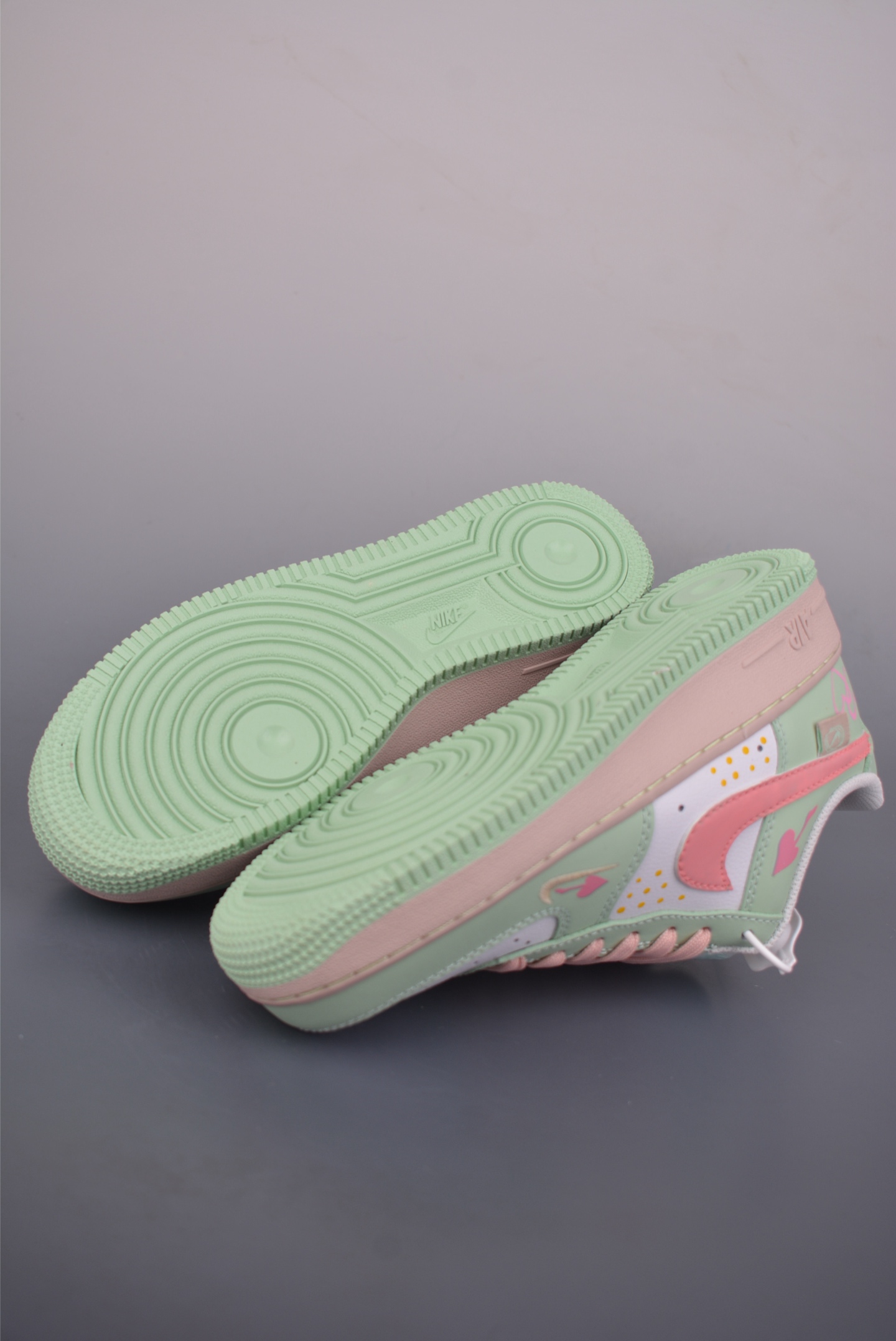 Nike Air Force 1 Low 手绘涂鸦 青粉蜜恋 DB3301-909-Top High Quatity Cheap Sneakers Fashion Clothing Clothes Bags handbags Shoes of all Brand wholesale With The best Quality And Beautiful Price from China Factory Chinese suppliers wholesaler seller Nike Air Force 1 Low 手绘涂鸦 青粉蜜恋 DB3301-909
