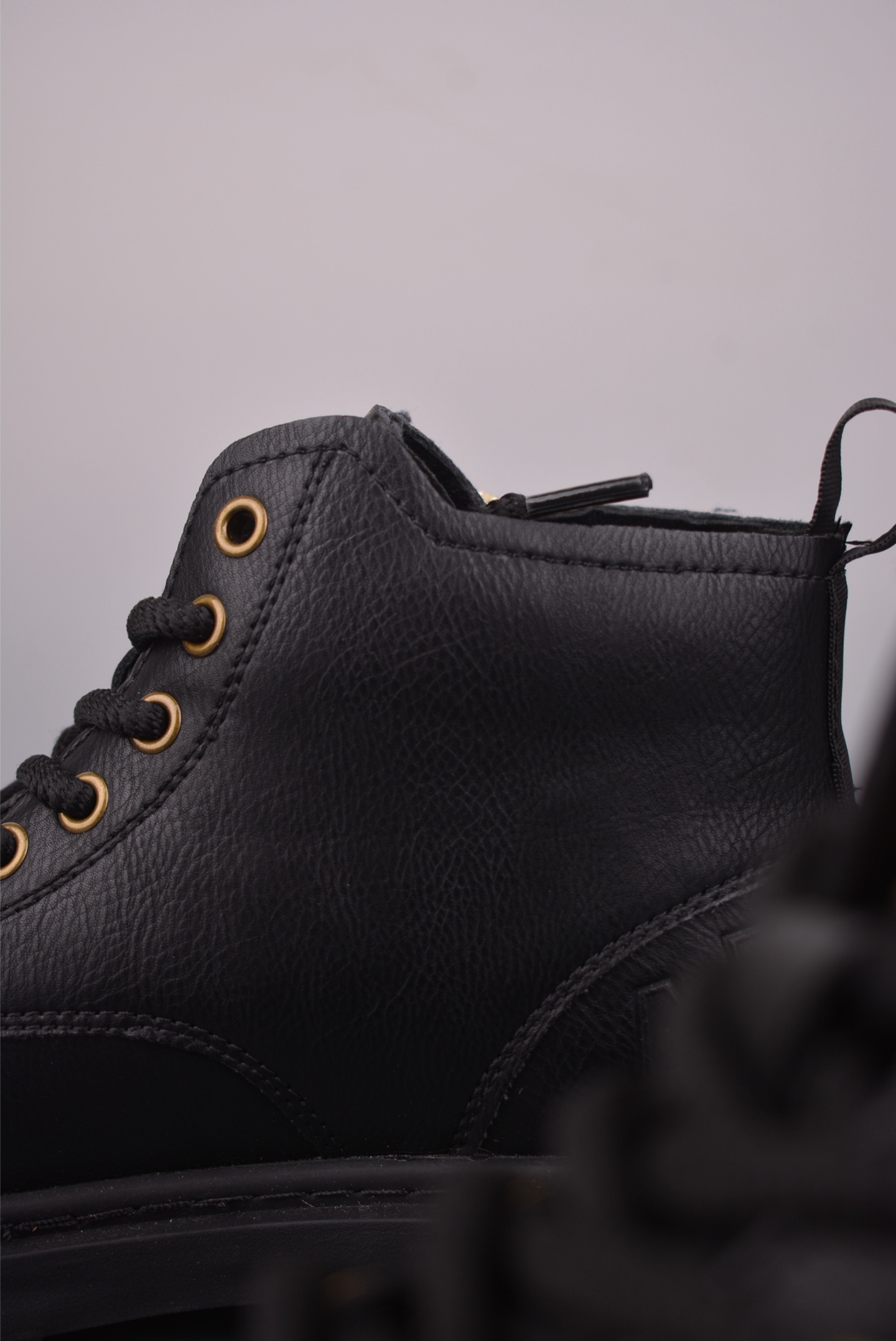 Timberland添柏岚/天伯伦 经典款 25ss新款中帮 TB99897-Top High Quatity Cheap Sneakers Fashion Clothing Clothes Bags handbags Shoes of all Brand wholesale With The best Quality And Beautiful Price from China Factory Chinese suppliers wholesaler seller Timberland添柏岚/天伯伦 经典款 25ss新款中帮 TB99897