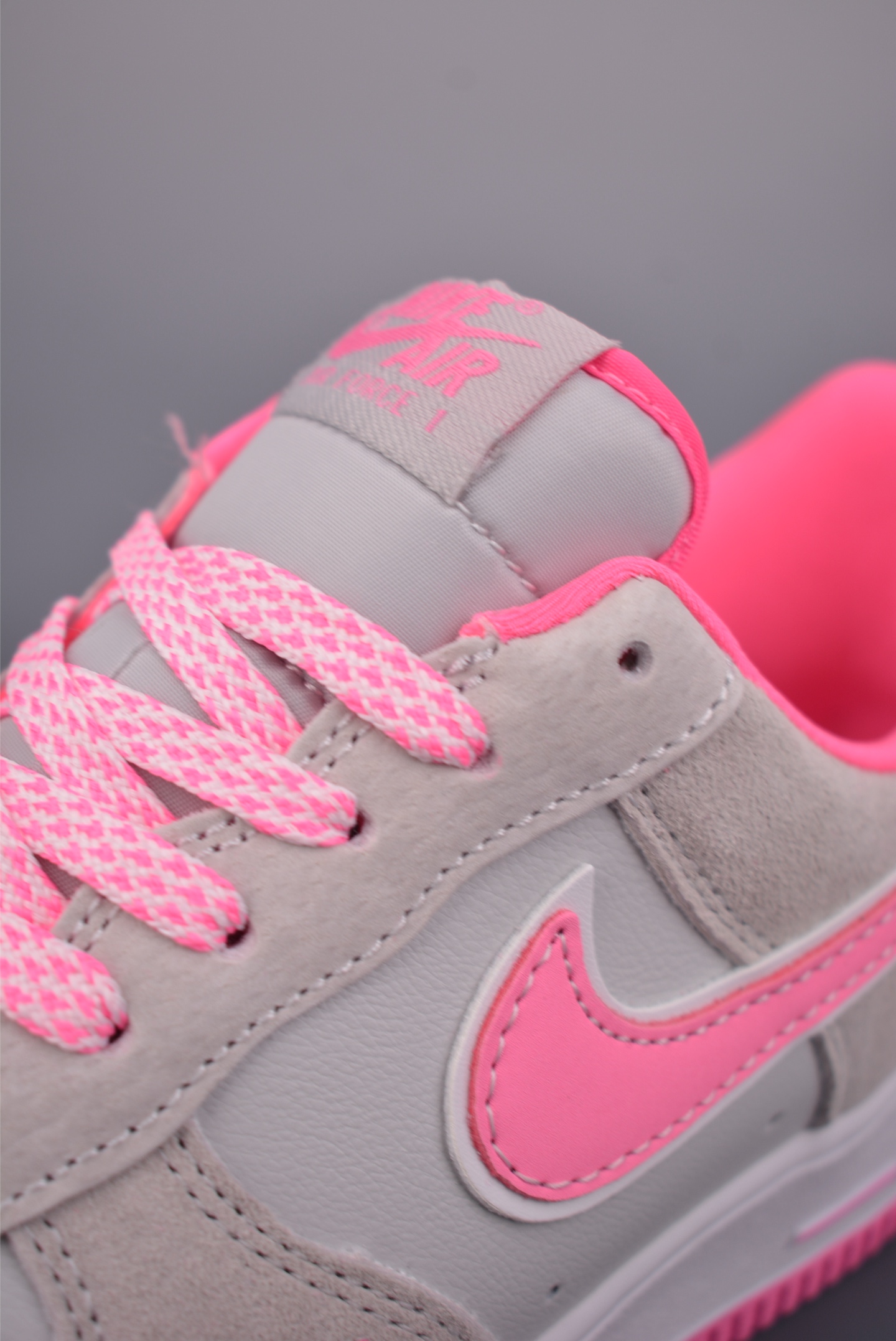 260 Nike Air Force 1 Low Hello Kitty联名 SS1979-008-Chinese UA Cheap High Quatity Brand Clothes Bags handbags Sneakers wholesale wholesaler seller from China Factory suppliers Fashion Clothing Shoes best Quality Beautiful Price 260 Nike Air Force 1 Low Hello Kitty联名 SS1979-008