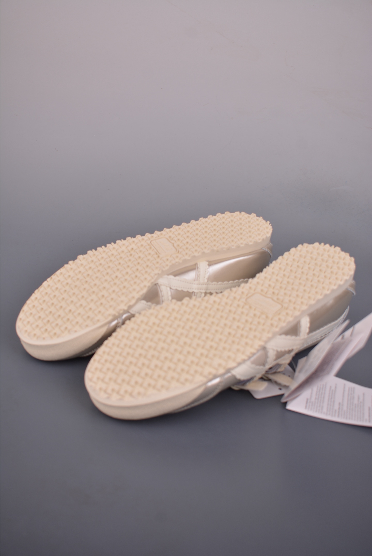 140 玛丽珍 任敏同款 舒适轻盈平跟玛丽珍鞋 1182A708-Chinese UA Cheap High Quatity Brand Clothes Bags handbags Sneakers wholesale wholesaler seller from China Factory suppliers Fashion Clothing Shoes best Quality Beautiful Price 140 玛丽珍 任敏同款 舒适轻盈平跟玛丽珍鞋 1182A708