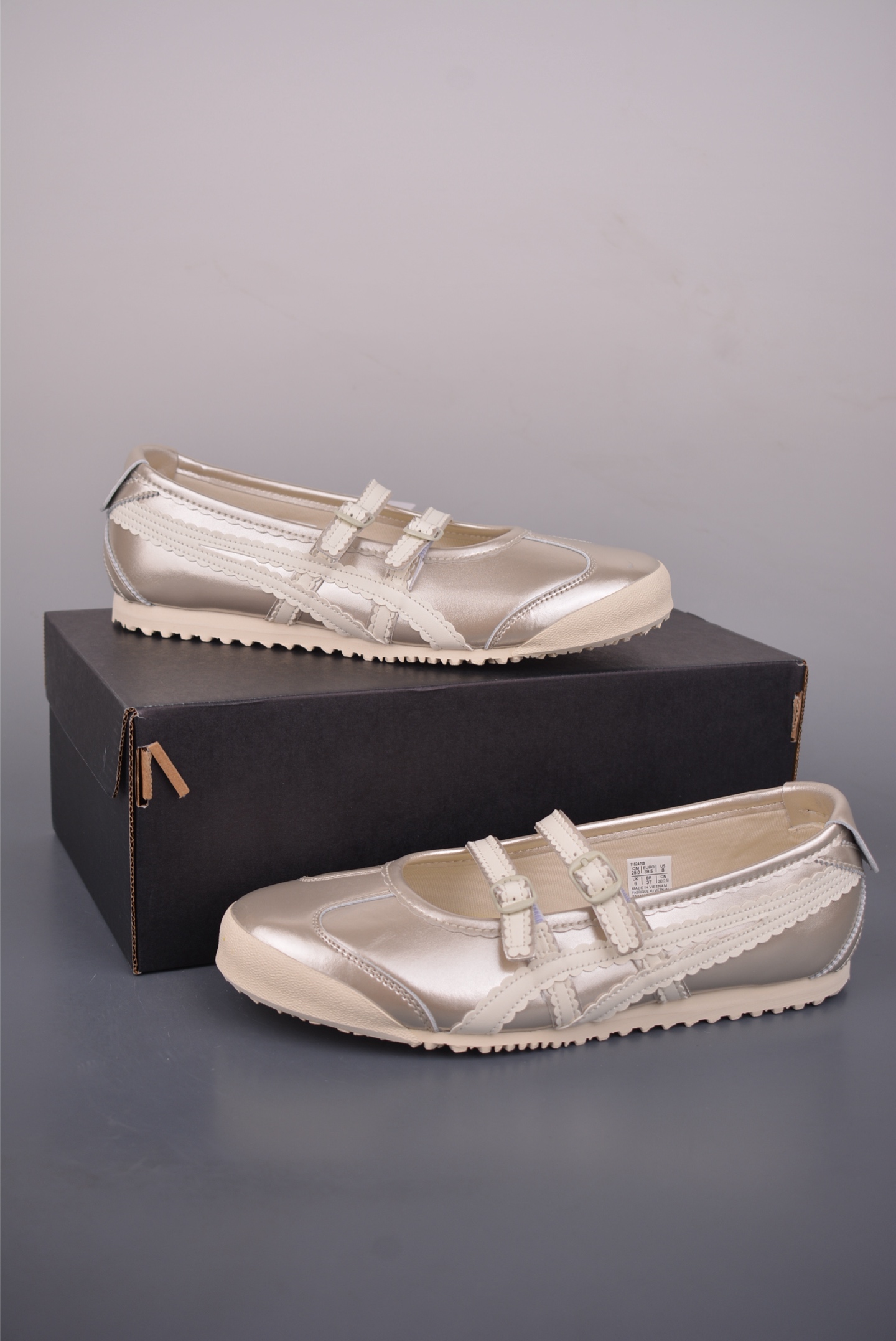 140 玛丽珍 任敏同款 舒适轻盈平跟玛丽珍鞋 1182A708-Chinese UA Cheap High Quatity Brand Clothes Bags handbags Sneakers wholesale wholesaler seller from China Factory suppliers Fashion Clothing Shoes best Quality Beautiful Price 140 玛丽珍 任敏同款 舒适轻盈平跟玛丽珍鞋 1182A708