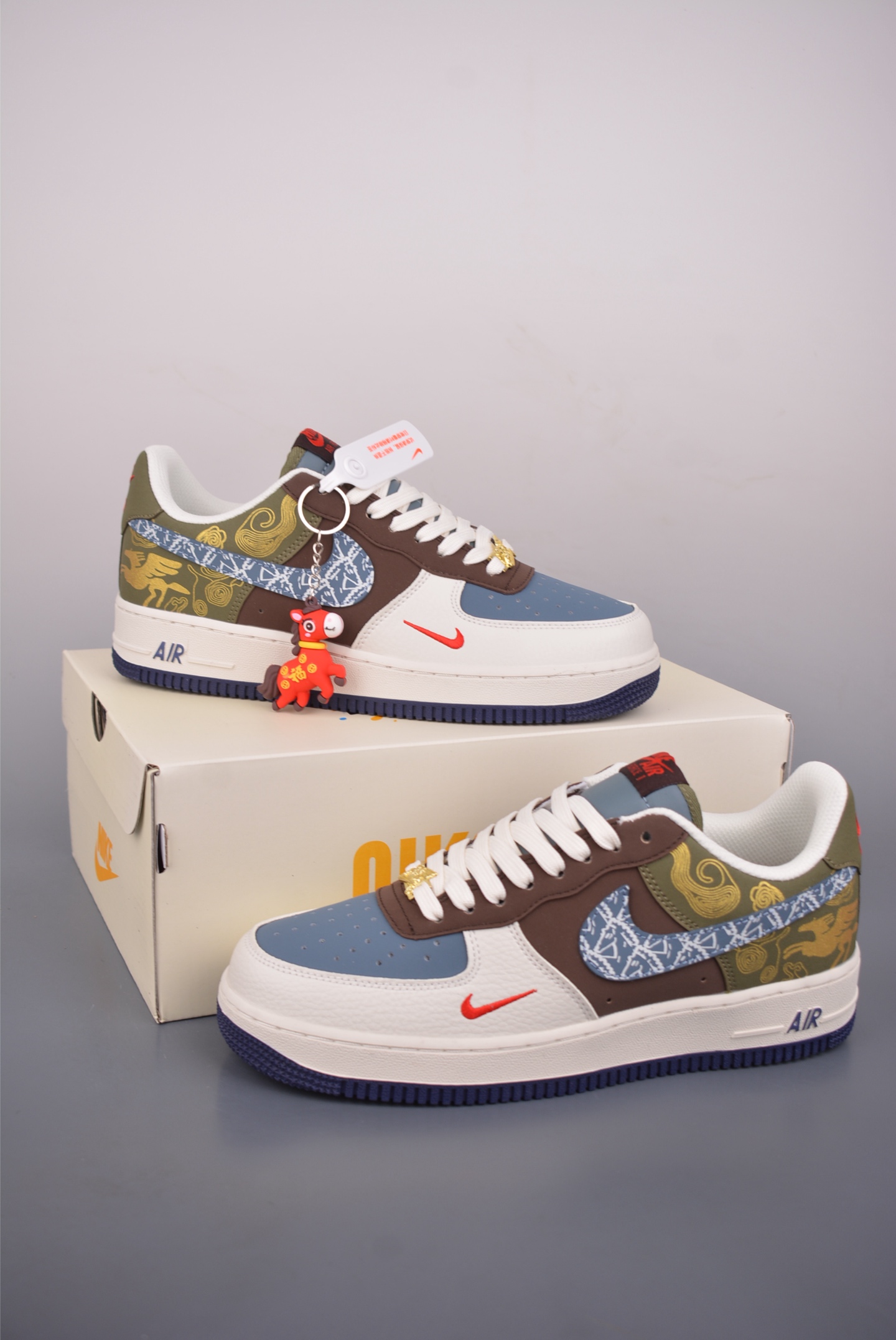 Nike Air Force 1 Low 马年限定 NH0601-536-Top High Quatity Cheap Sneakers Fashion Clothing Clothes Bags handbags Shoes of all Brand wholesale With The best Quality And Beautiful Price from China Factory Chinese suppliers wholesaler seller Nike Air Force 1 Low 马年限定 NH0601-536