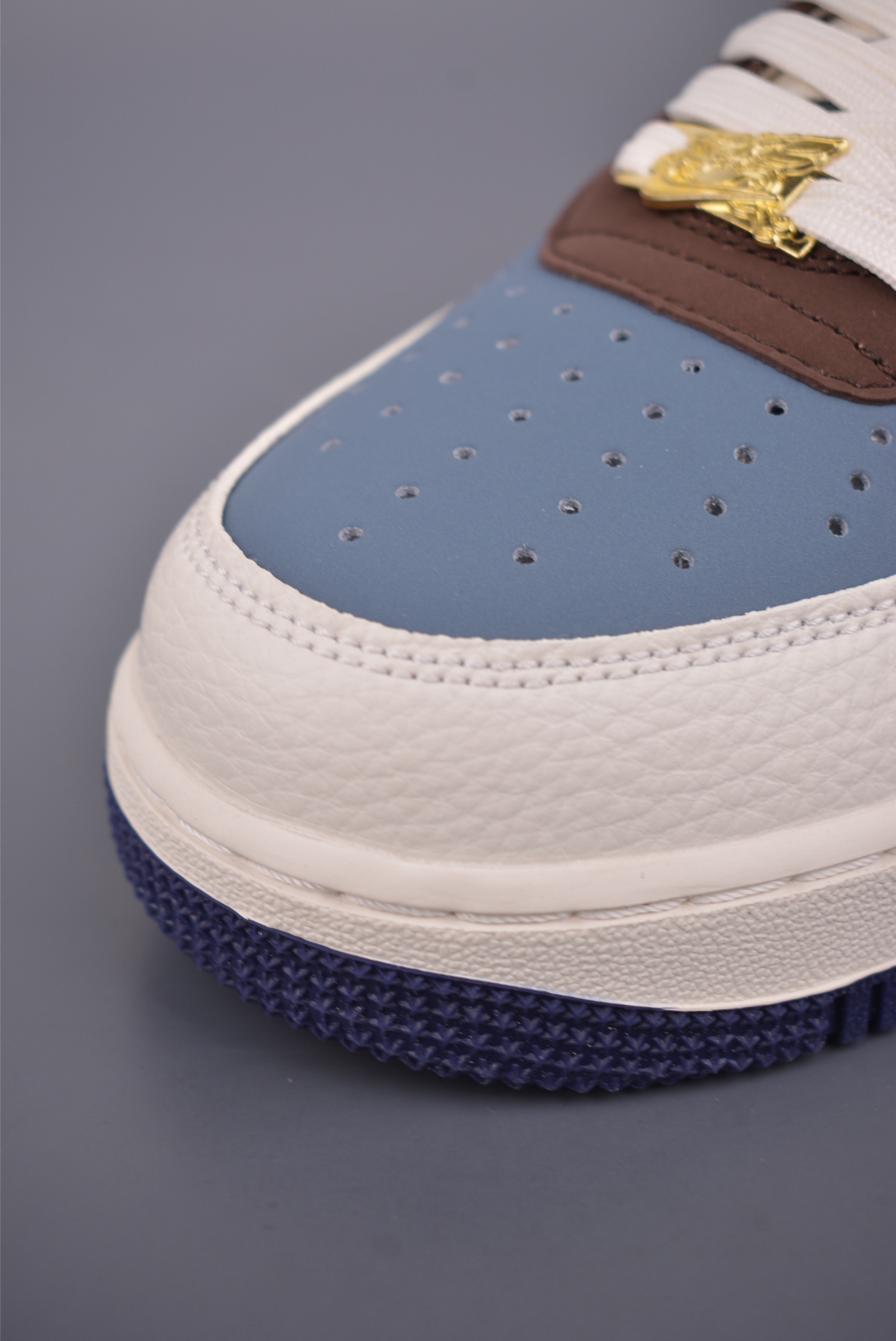Nike Air Force 1 Low 马年限定 NH0601-536-Top High Quatity Cheap Sneakers Fashion Clothing Clothes Bags handbags Shoes of all Brand wholesale With The best Quality And Beautiful Price from China Factory Chinese suppliers wholesaler seller Nike Air Force 1 Low 马年限定 NH0601-536