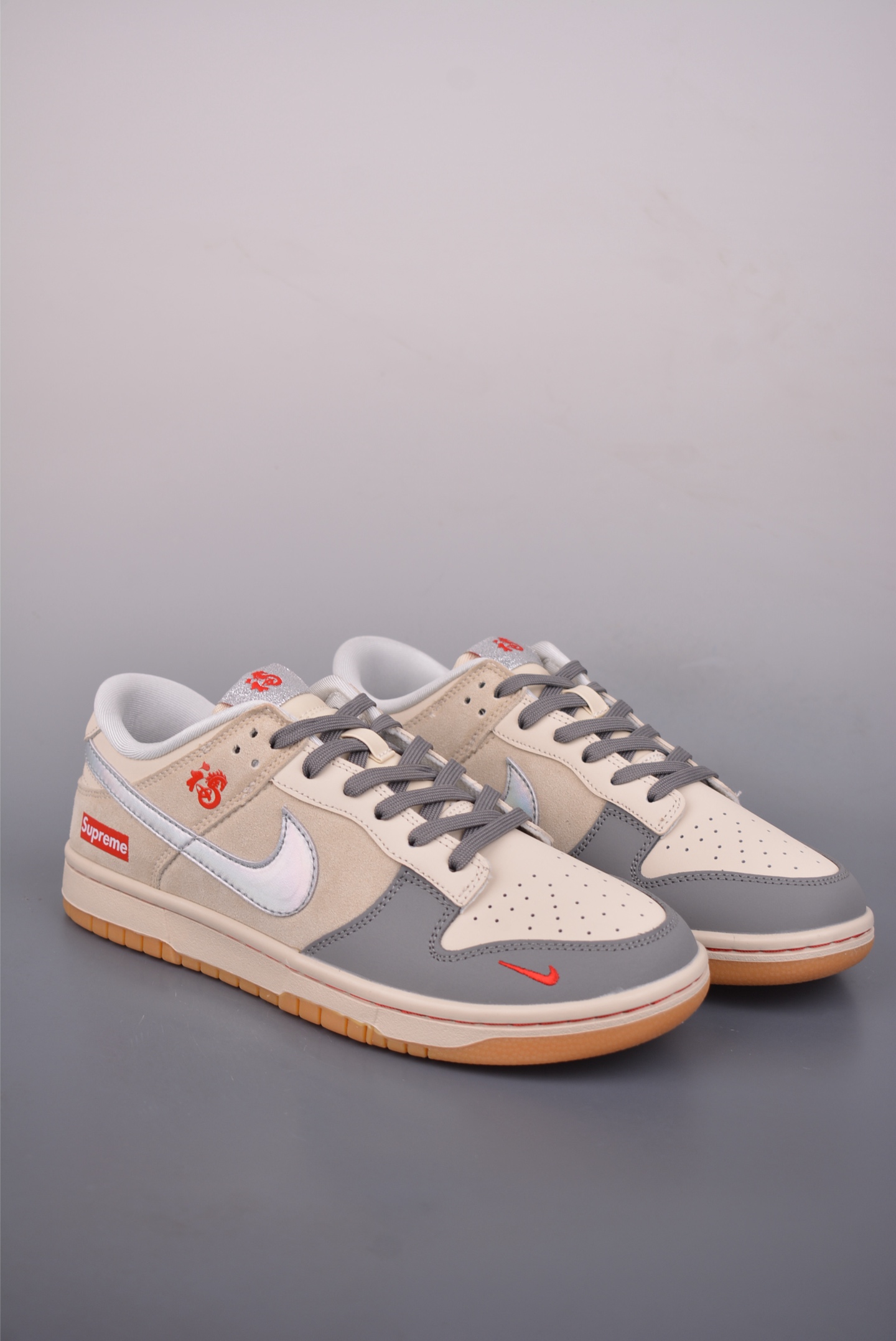 260 Nike SB Dunk Low Supreme联名 NH0601-482-Chinese UA Cheap High Quatity Brand Clothes Bags handbags Sneakers wholesale wholesaler seller from China Factory suppliers Fashion Clothing Shoes best Quality Beautiful Price 260 Nike SB Dunk Low Supreme联名 NH0601-482