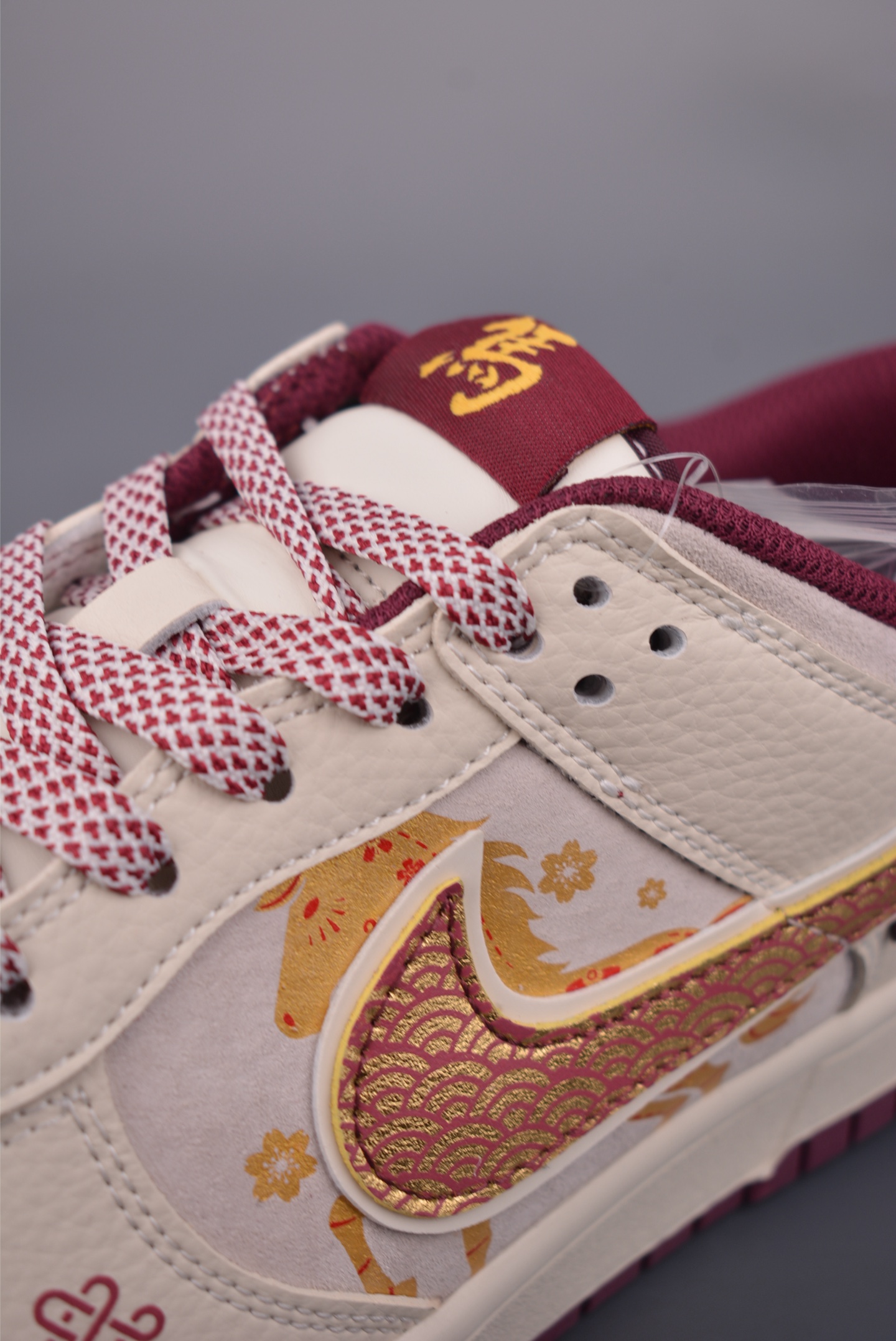 Nike SB Dunk Low 马年限定 DN3168-023-Top High Quatity Cheap Sneakers Fashion Clothing Clothes Bags handbags Shoes of all Brand wholesale With The best Quality And Beautiful Price from China Factory Chinese suppliers wholesaler seller Nike SB Dunk Low 马年限定 DN3168-023