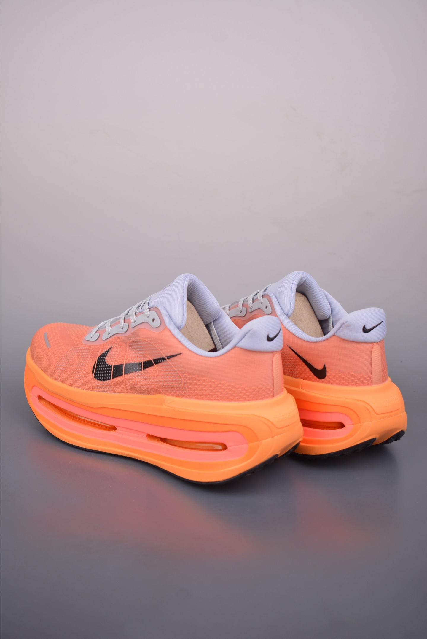 Nike Vomero premium Air气垫40周年 舒适百搭防滑耐磨 支撑缓震低帮 休闲跑步鞋 HQ2050-769-Top High Quatity Cheap Sneakers Fashion Clothing Clothes Bags handbags Shoes of all Brand wholesale With The best Quality And Beautiful Price from China Factory Chinese suppliers wholesaler seller Nike Vomero premium Air气垫40周年 舒适百搭防滑耐磨 支撑缓震低帮 休闲跑步鞋 HQ2050-769