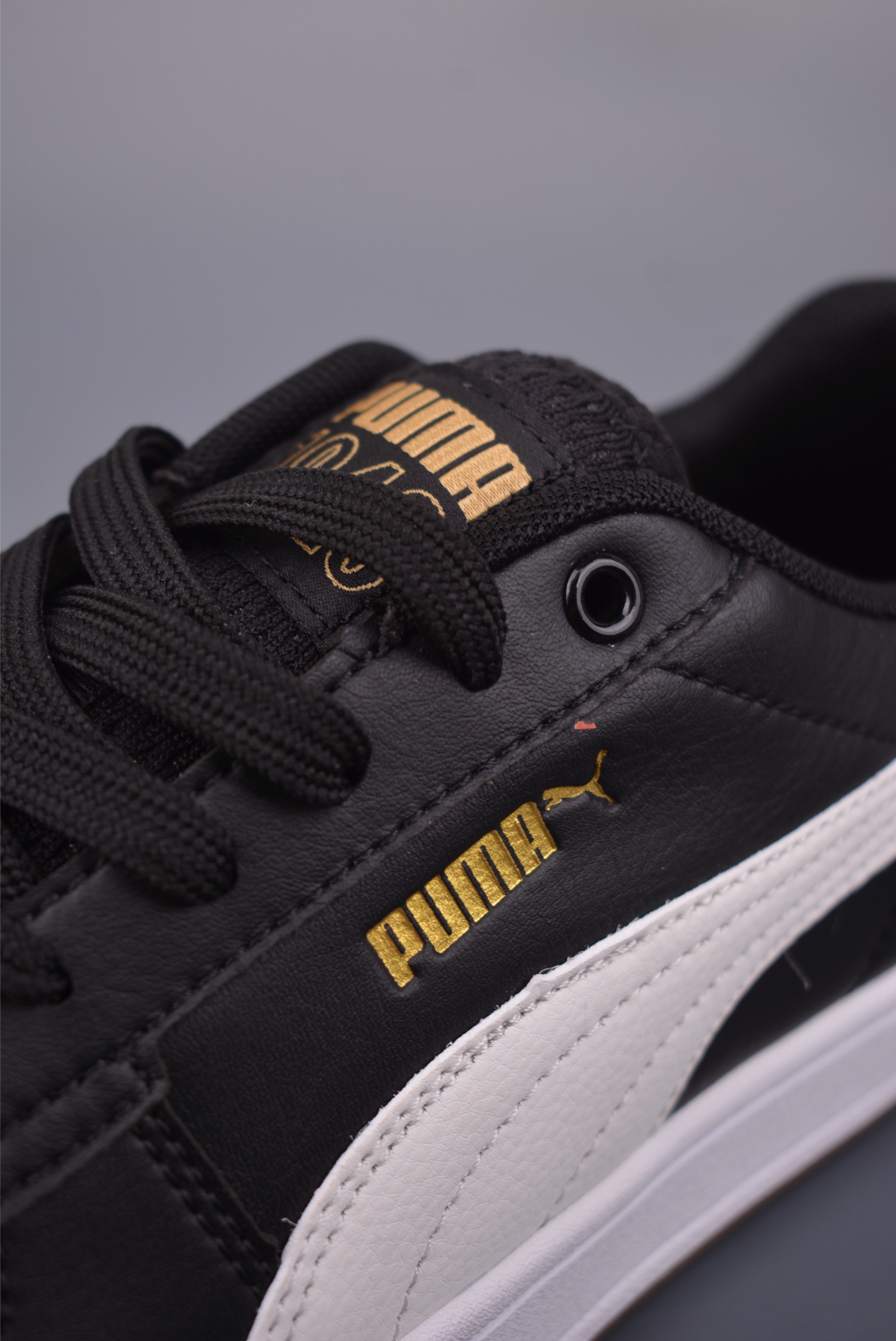 Puma Caven 2.0 Retro Club 彪马 防滑耐磨低帮德训板鞋 395082-042-Top High Quatity Cheap Sneakers Fashion Clothing Clothes Bags handbags Shoes of all Brand wholesale With The best Quality And Beautiful Price from China Factory Chinese suppliers wholesaler seller Puma Caven 2.0 Retro Club 彪马 防滑耐磨低帮德训板鞋 395082-042