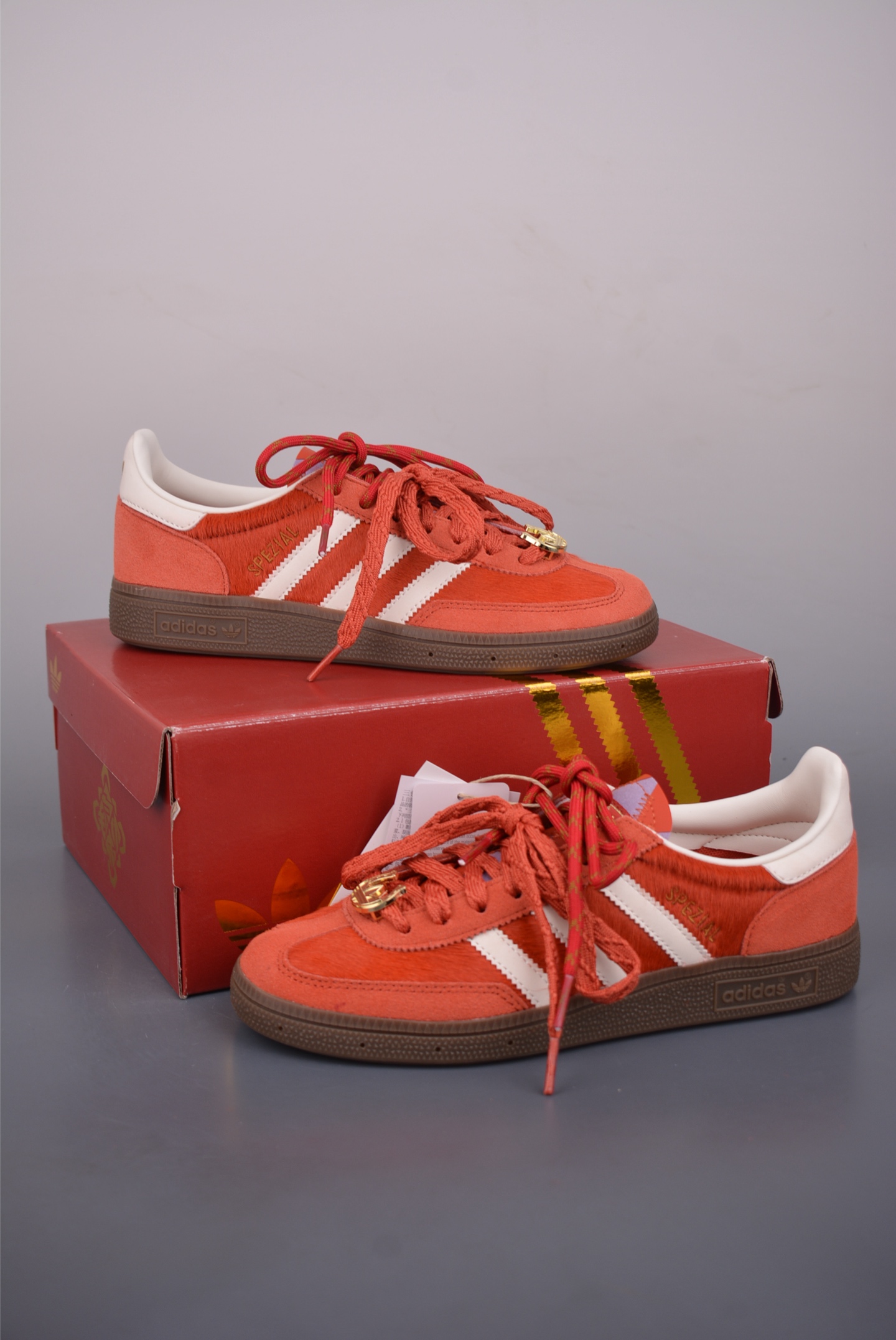 Adidas Handball Spezial 版本 阿迪达斯经典款 复古休闲板鞋 KJ6299-Top High Quatity Cheap Sneakers Fashion Clothing Clothes Bags handbags Shoes of all Brand wholesale With The best Quality And Beautiful Price from China Factory Chinese suppliers wholesaler seller Adidas Handball Spezial 版本 阿迪达斯经典款 复古休闲板鞋 KJ6299