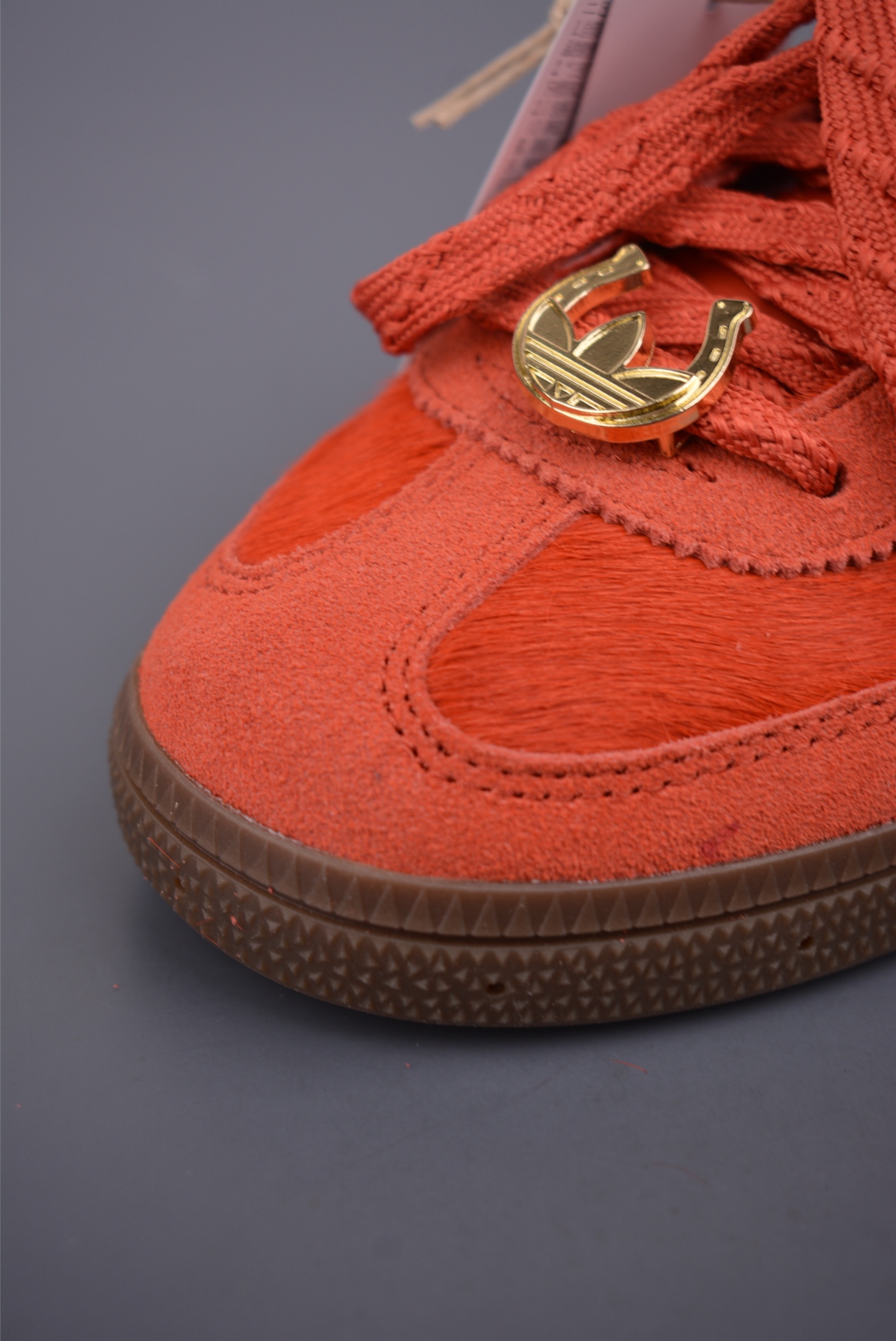 Adidas Handball Spezial 版本 阿迪达斯经典款 复古休闲板鞋 KJ6299-Top High Quatity Cheap Sneakers Fashion Clothing Clothes Bags handbags Shoes of all Brand wholesale With The best Quality And Beautiful Price from China Factory Chinese suppliers wholesaler seller Adidas Handball Spezial 版本 阿迪达斯经典款 复古休闲板鞋 KJ6299