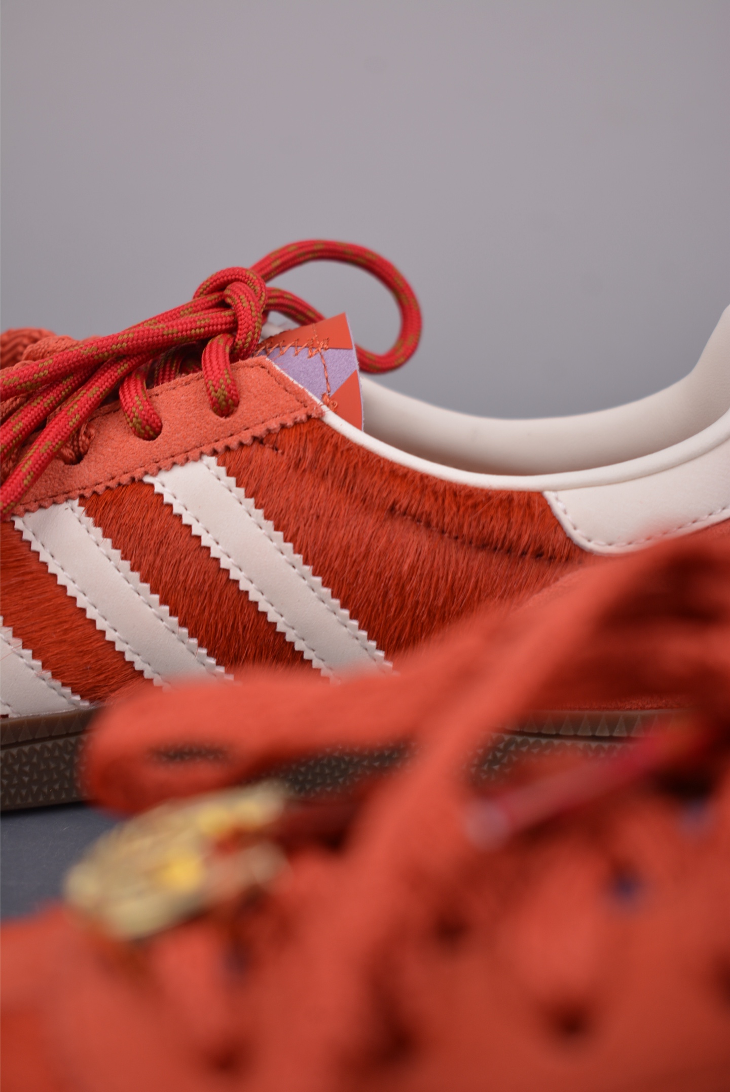 Adidas Handball Spezial 版本 阿迪达斯经典款 复古休闲板鞋 KJ6299-Top High Quatity Cheap Sneakers Fashion Clothing Clothes Bags handbags Shoes of all Brand wholesale With The best Quality And Beautiful Price from China Factory Chinese suppliers wholesaler seller Adidas Handball Spezial 版本 阿迪达斯经典款 复古休闲板鞋 KJ6299