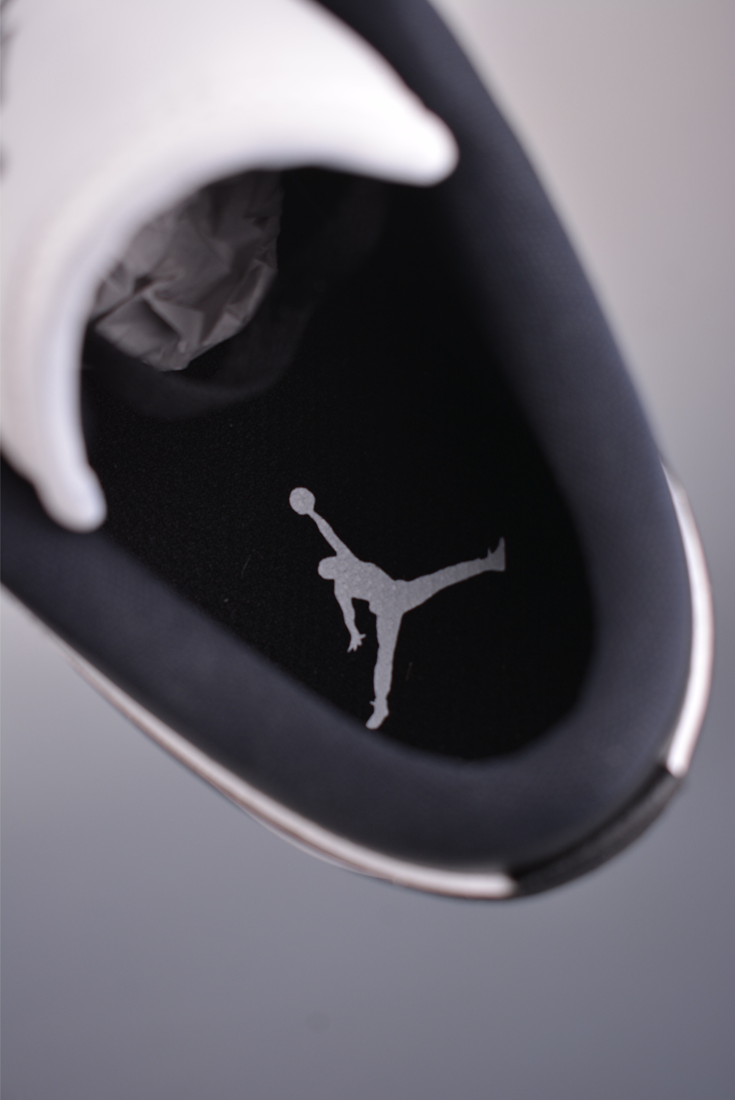 200 Air Jordan 1 Low 黑白 AJ1乔1低帮休闲板鞋 DC0774-101-Chinese UA Cheap High Quatity Brand Clothes Bags handbags Sneakers wholesale wholesaler seller from China Factory suppliers Fashion Clothing Shoes best Quality Beautiful Price 200 Air Jordan 1 Low 黑白 AJ1乔1低帮休闲板鞋 DC0774-101