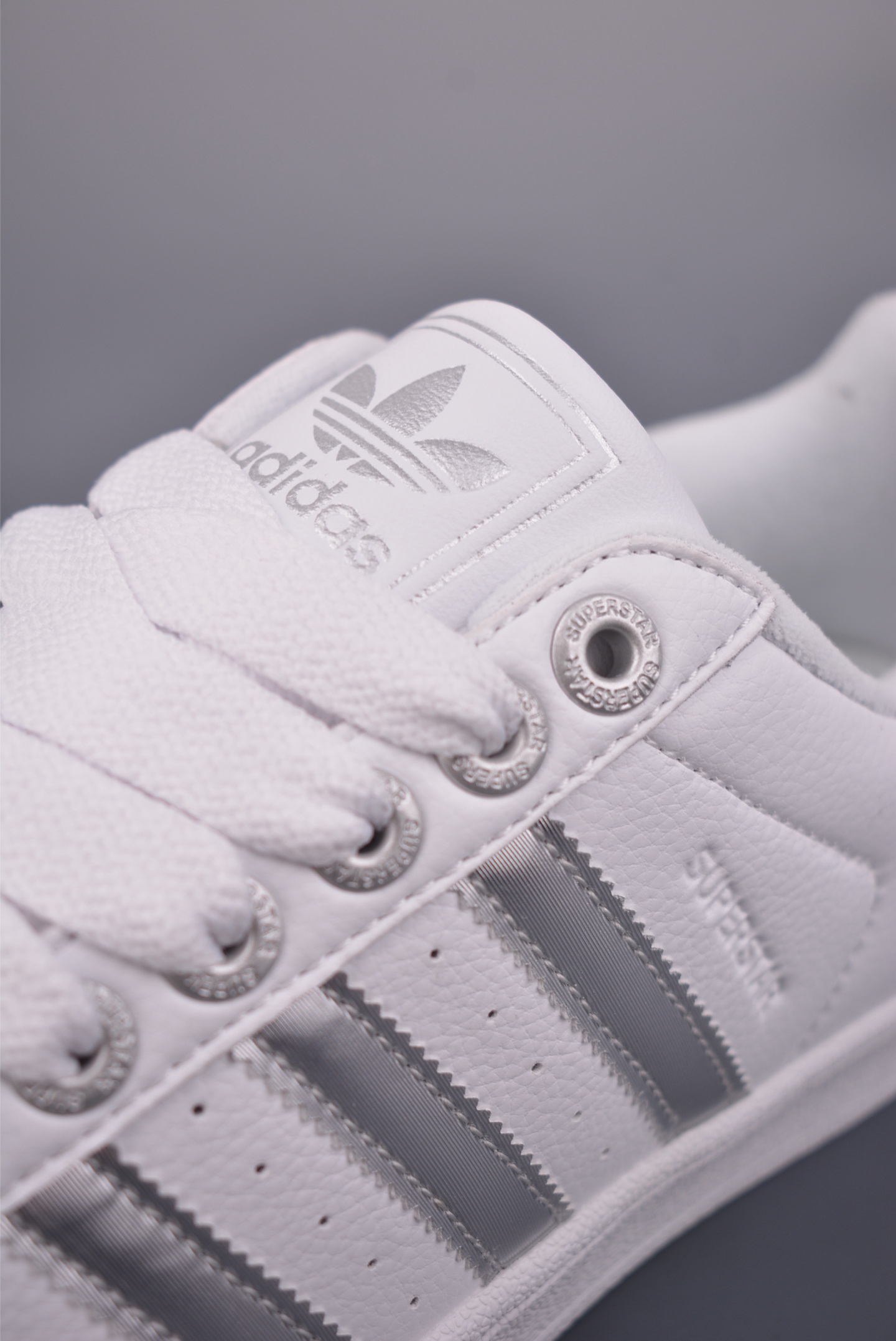 140 Adidas Originals Super2025全新版本 贝壳头 JR4233-Chinese UA Cheap High Quatity Brand Clothes Bags handbags Sneakers wholesale wholesaler seller from China Factory suppliers Fashion Clothing Shoes best Quality Beautiful Price 140 Adidas Originals Super2025全新版本 贝壳头 JR4233