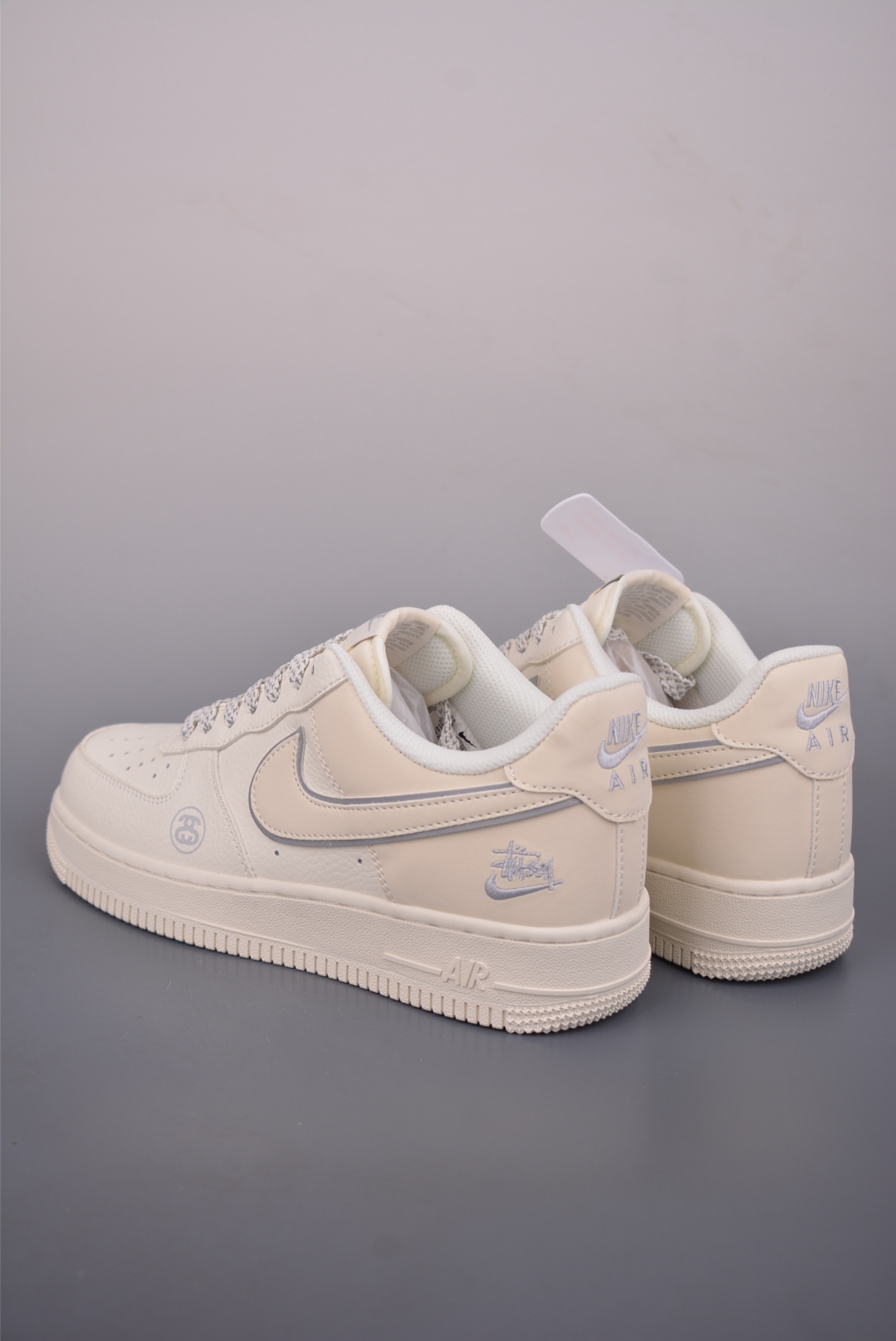 Nike Air Force 1 Low 斯图西联名 CS5288-057 Nike Air Force 1 Low 斯图西联名 CS5288-057