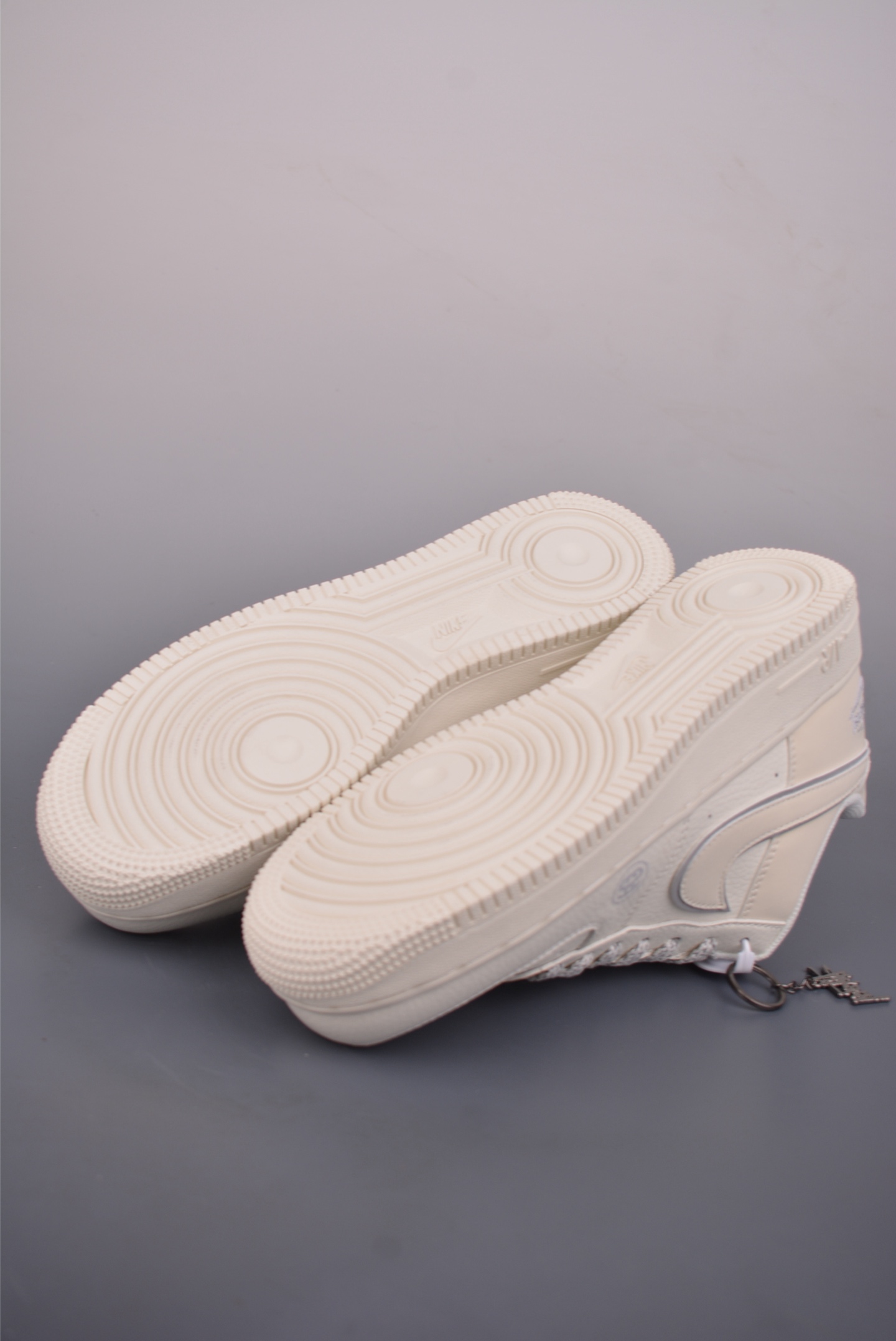 Nike Air Force 1 Low 斯图西联名 CS5288-057 Nike Air Force 1 Low 斯图西联名 CS5288-057