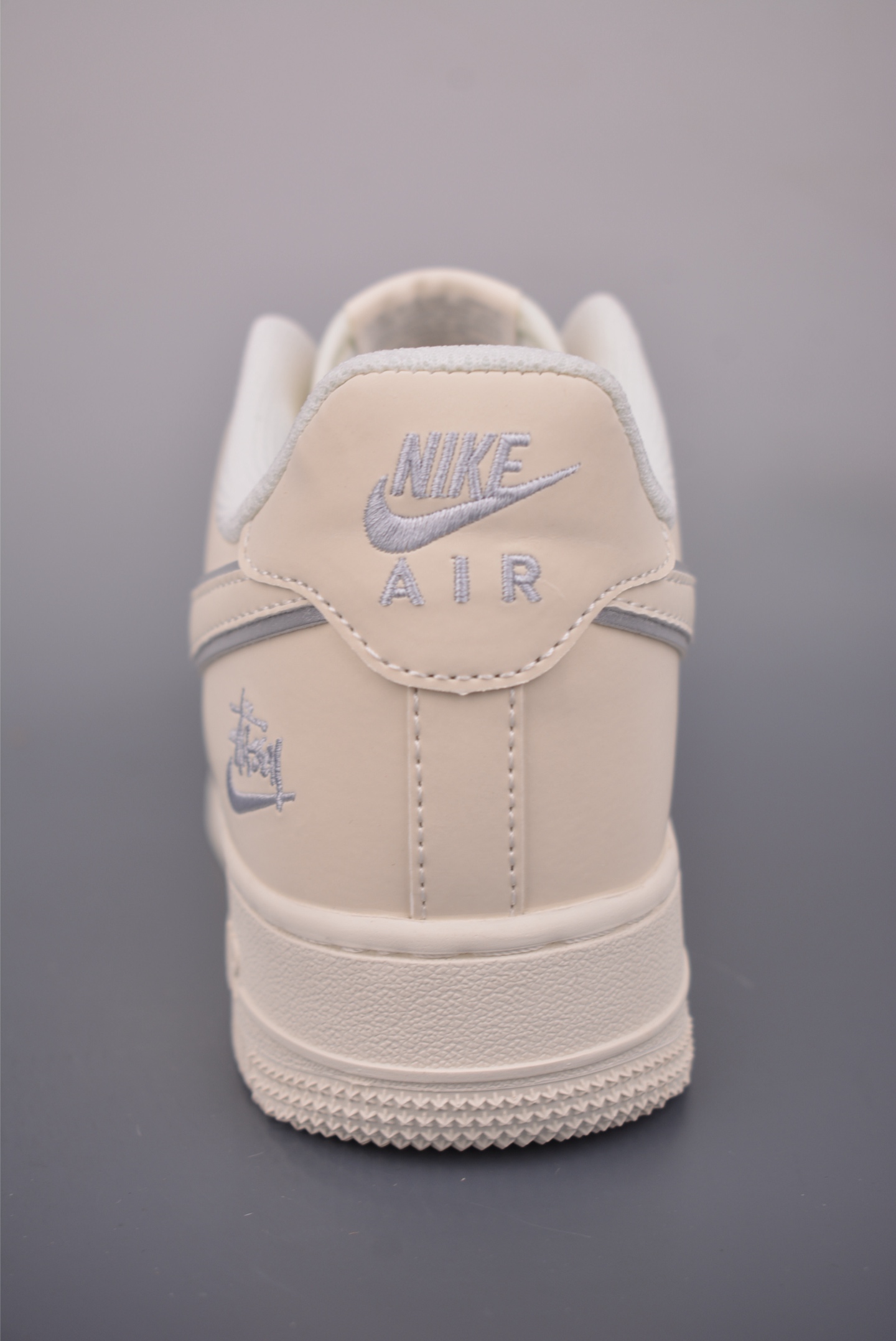 Nike Air Force 1 Low 斯图西联名 CS5288-057 Nike Air Force 1 Low 斯图西联名 CS5288-057