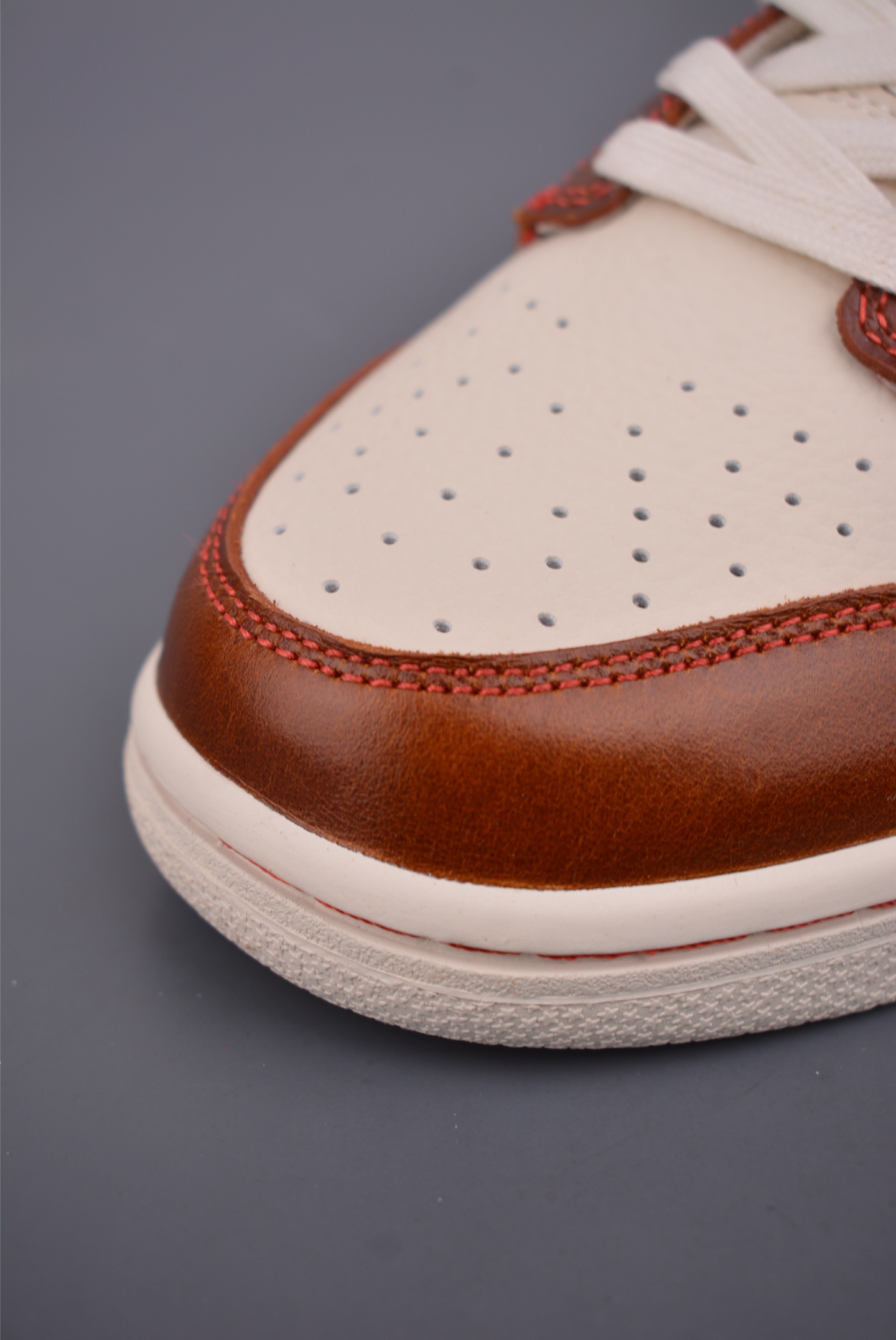 260 Nike SB Dunk Low 马年限定 DS6608-025-Chinese UA Cheap High Quatity Brand Clothes Bags handbags Sneakers wholesale wholesaler seller from China Factory suppliers Fashion Clothing Shoes best Quality Beautiful Price 260 Nike SB Dunk Low 马年限定 DS6608-025