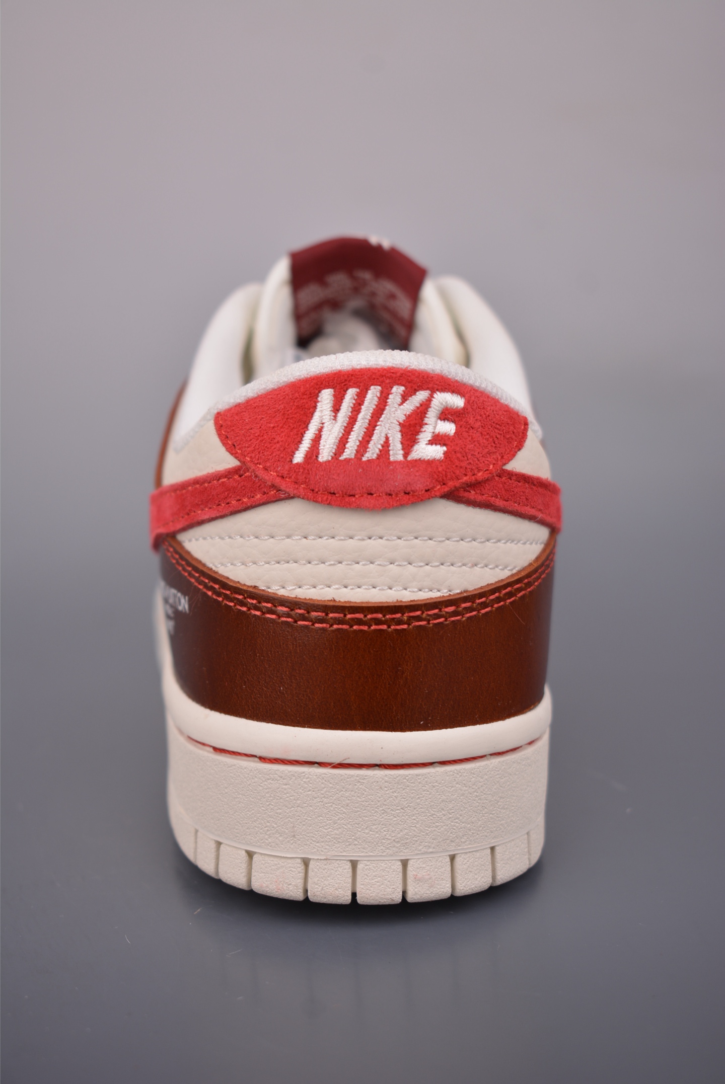 260 Nike SB Dunk Low 马年限定 DS6608-025-Chinese UA Cheap High Quatity Brand Clothes Bags handbags Sneakers wholesale wholesaler seller from China Factory suppliers Fashion Clothing Shoes best Quality Beautiful Price 260 Nike SB Dunk Low 马年限定 DS6608-025