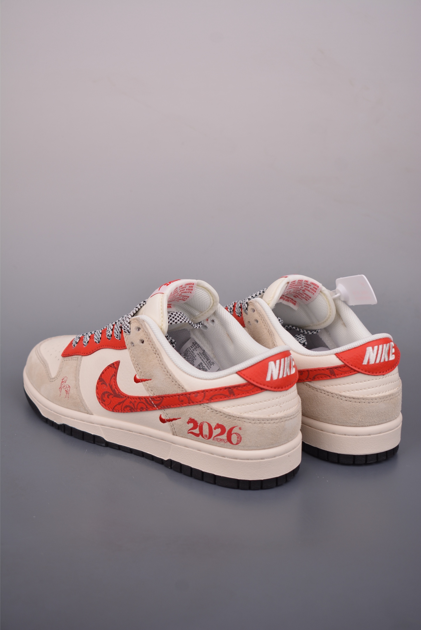 260 Nike SB Dunk Low 马年限定 ZH2598-806