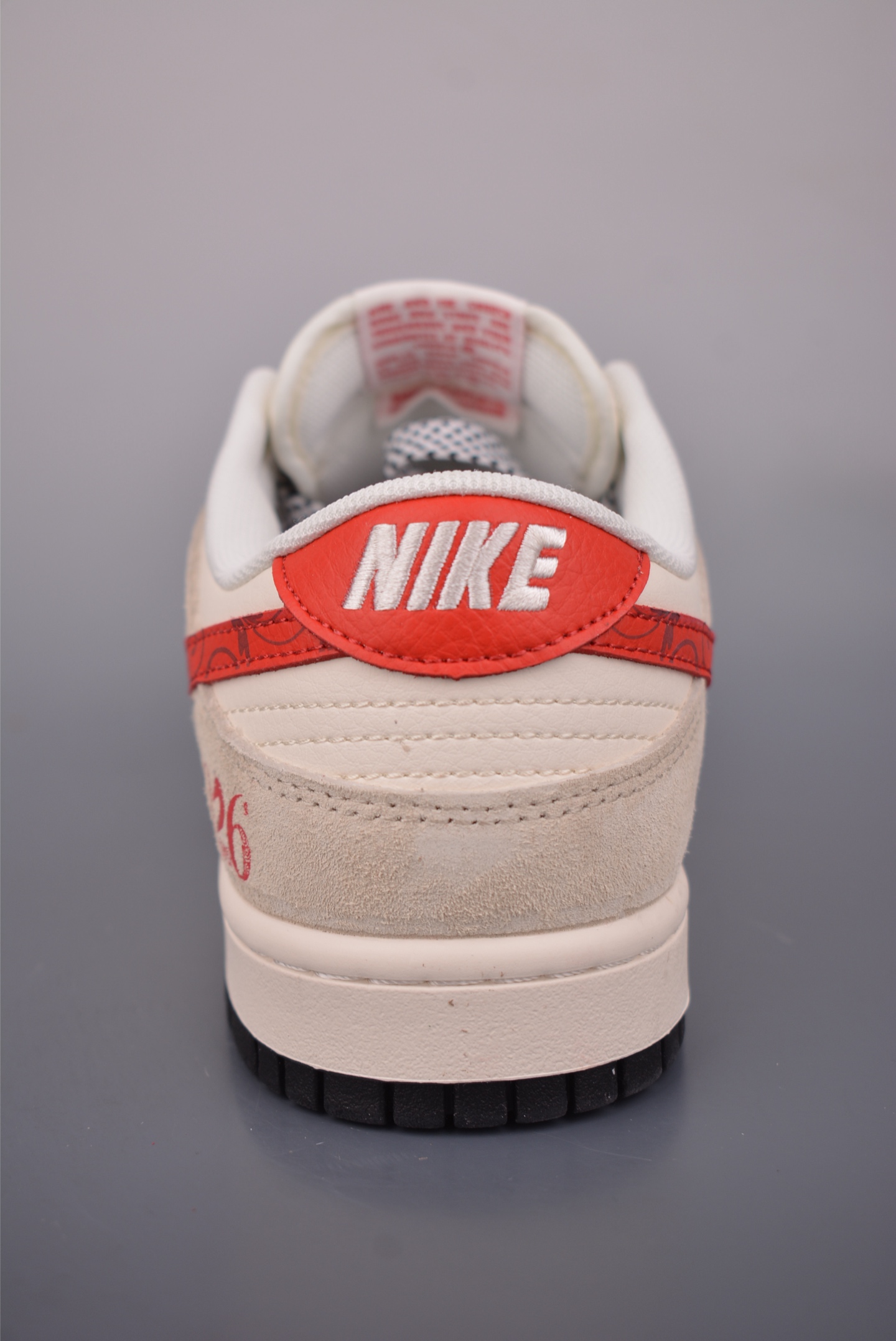 260 Nike SB Dunk Low 马年限定 ZH2598-806