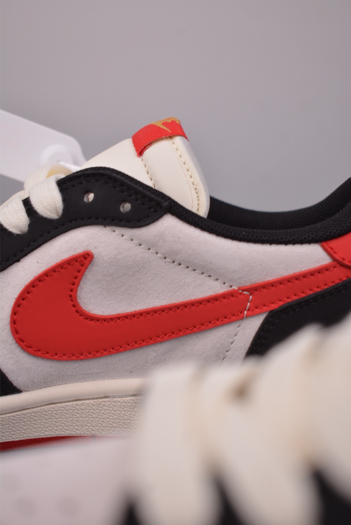 280 Fragment x Travis Scott x 马年限定 Air Jordan 1 Low 三方联名倒钩 FF9989-014-Chinese UA Cheap High Quatity Brand Clothes Bags handbags Sneakers wholesale wholesaler seller from China Factory suppliers Fashion Clothing Shoes best Quality Beautiful Price 280 Fragment x Travis Scott x 马年限定 Air Jordan 1 Low 三方联名倒钩 FF9989-014