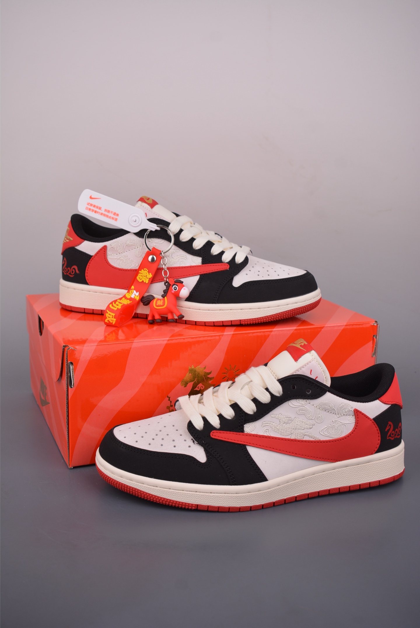 280 Fragment x Travis Scott x 马年限定 Air Jordan 1 Low 三方联名倒钩 FF9989-014-Chinese UA Cheap High Quatity Brand Clothes Bags handbags Sneakers wholesale wholesaler seller from China Factory suppliers Fashion Clothing Shoes best Quality Beautiful Price 280 Fragment x Travis Scott x 马年限定 Air Jordan 1 Low 三方联名倒钩 FF9989-014