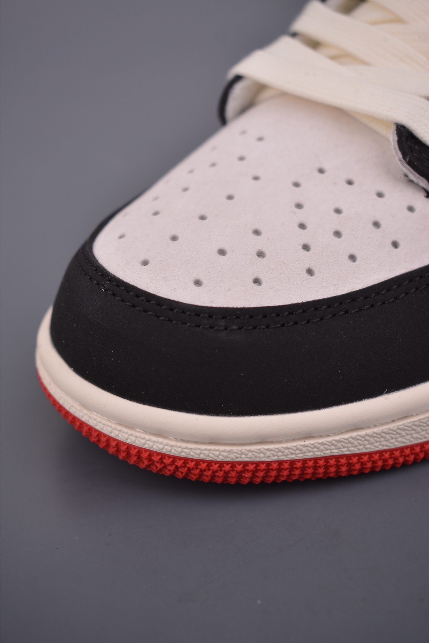 280 Fragment x Travis Scott x 马年限定 Air Jordan 1 Low 三方联名倒钩 FF9989-014-Chinese UA Cheap High Quatity Brand Clothes Bags handbags Sneakers wholesale wholesaler seller from China Factory suppliers Fashion Clothing Shoes best Quality Beautiful Price 280 Fragment x Travis Scott x 马年限定 Air Jordan 1 Low 三方联名倒钩 FF9989-014