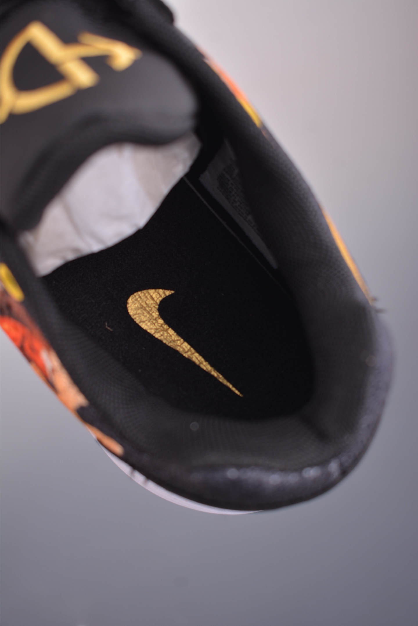 NIKE Hyperdunk HD2017 马年限定 897637-010