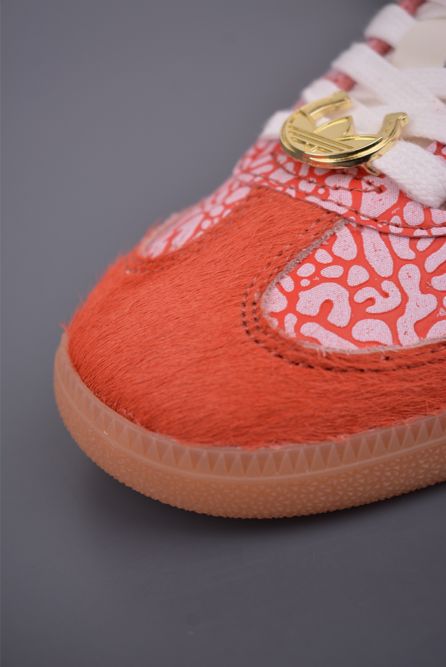 180 Adidas Samba 马年限定 复古桑巴板鞋 JR8743-Chinese UA Cheap High Quatity Brand Clothes Bags handbags Sneakers wholesale wholesaler seller from China Factory suppliers Fashion Clothing Shoes best Quality Beautiful Price 180 Adidas Samba 马年限定 复古桑巴板鞋 JR8743