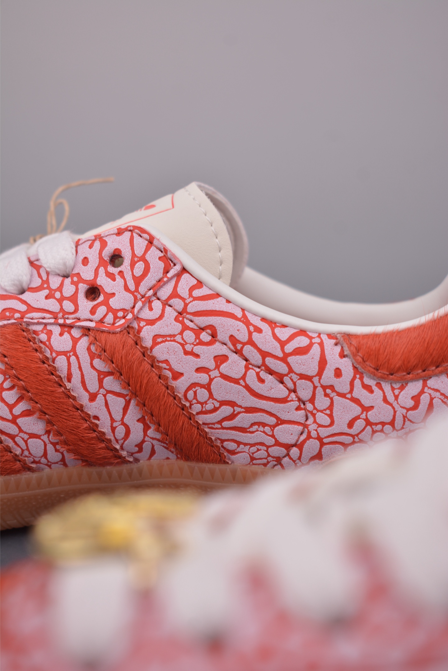 180 Adidas Samba 马年限定 复古桑巴板鞋 JR8743-Chinese UA Cheap High Quatity Brand Clothes Bags handbags Sneakers wholesale wholesaler seller from China Factory suppliers Fashion Clothing Shoes best Quality Beautiful Price 180 Adidas Samba 马年限定 复古桑巴板鞋 JR8743