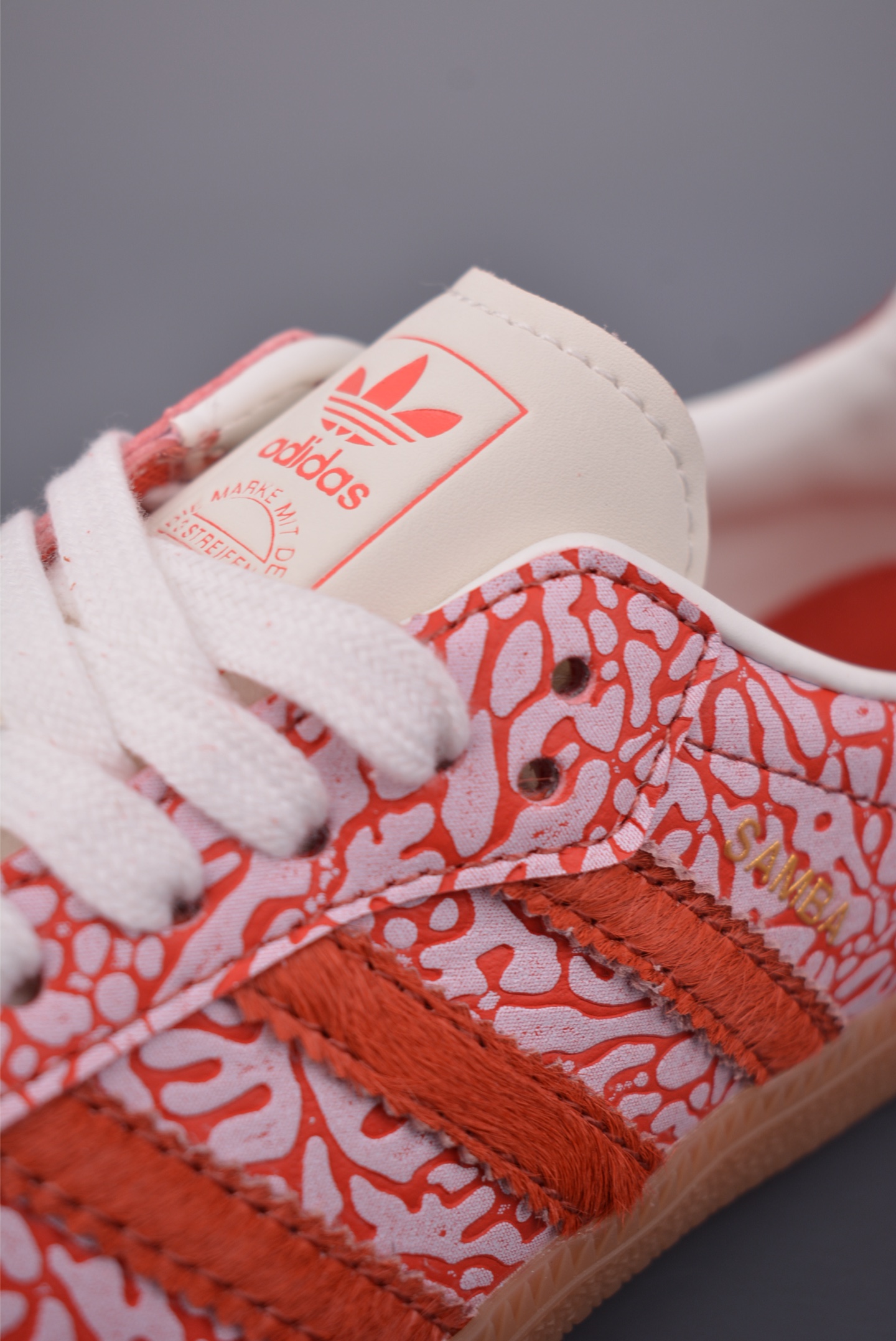 180 Adidas Samba 马年限定 复古桑巴板鞋 JR8743-Chinese UA Cheap High Quatity Brand Clothes Bags handbags Sneakers wholesale wholesaler seller from China Factory suppliers Fashion Clothing Shoes best Quality Beautiful Price 180 Adidas Samba 马年限定 复古桑巴板鞋 JR8743