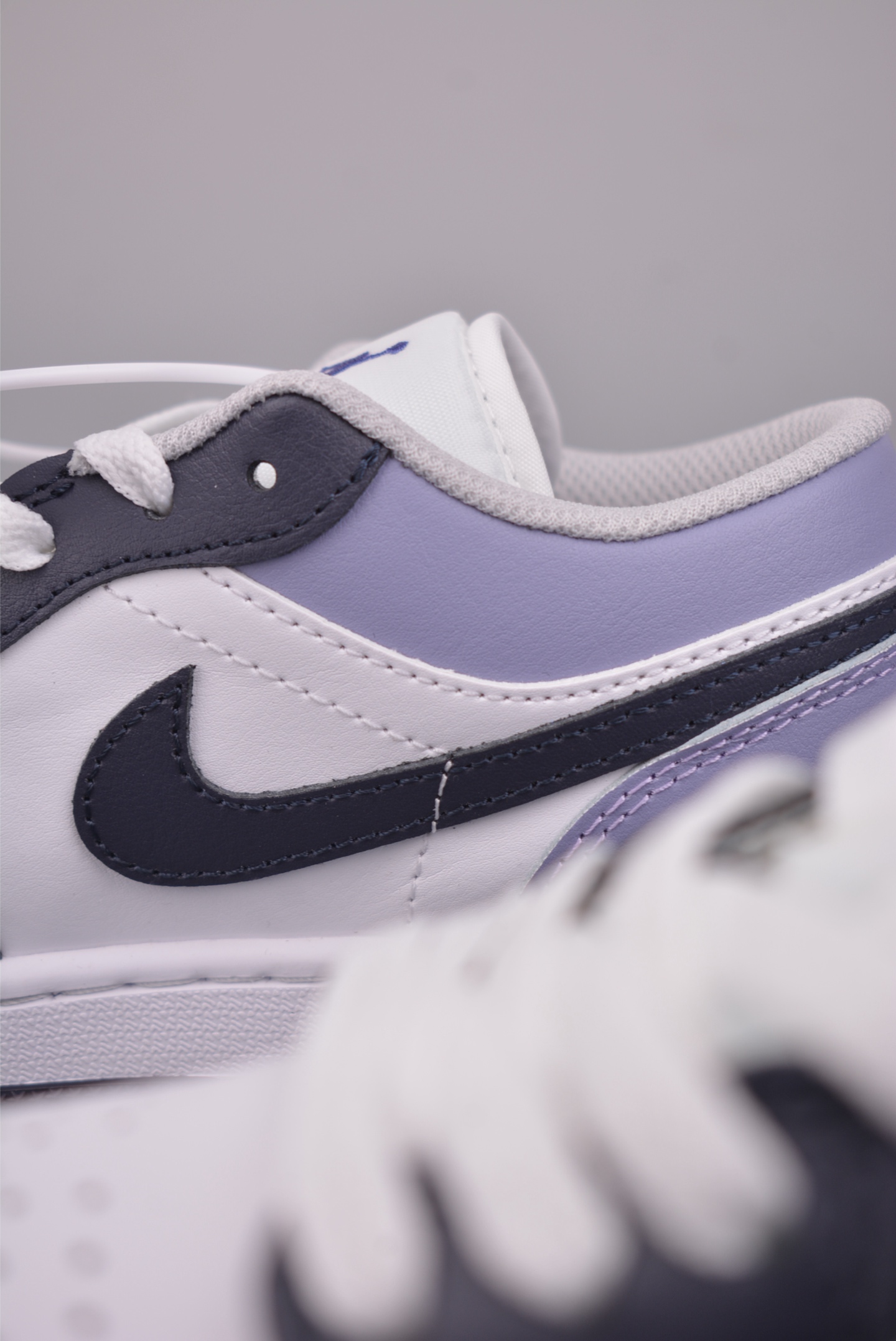 200 Air Jordan 1 Low 白紫 AJ1乔1低帮休闲板鞋 553558-145-Chinese UA Cheap High Quatity Brand Clothes Bags handbags Sneakers wholesale wholesaler seller from China Factory suppliers Fashion Clothing Shoes best Quality Beautiful Price 200 Air Jordan 1 Low 白紫 AJ1乔1低帮休闲板鞋 553558-145